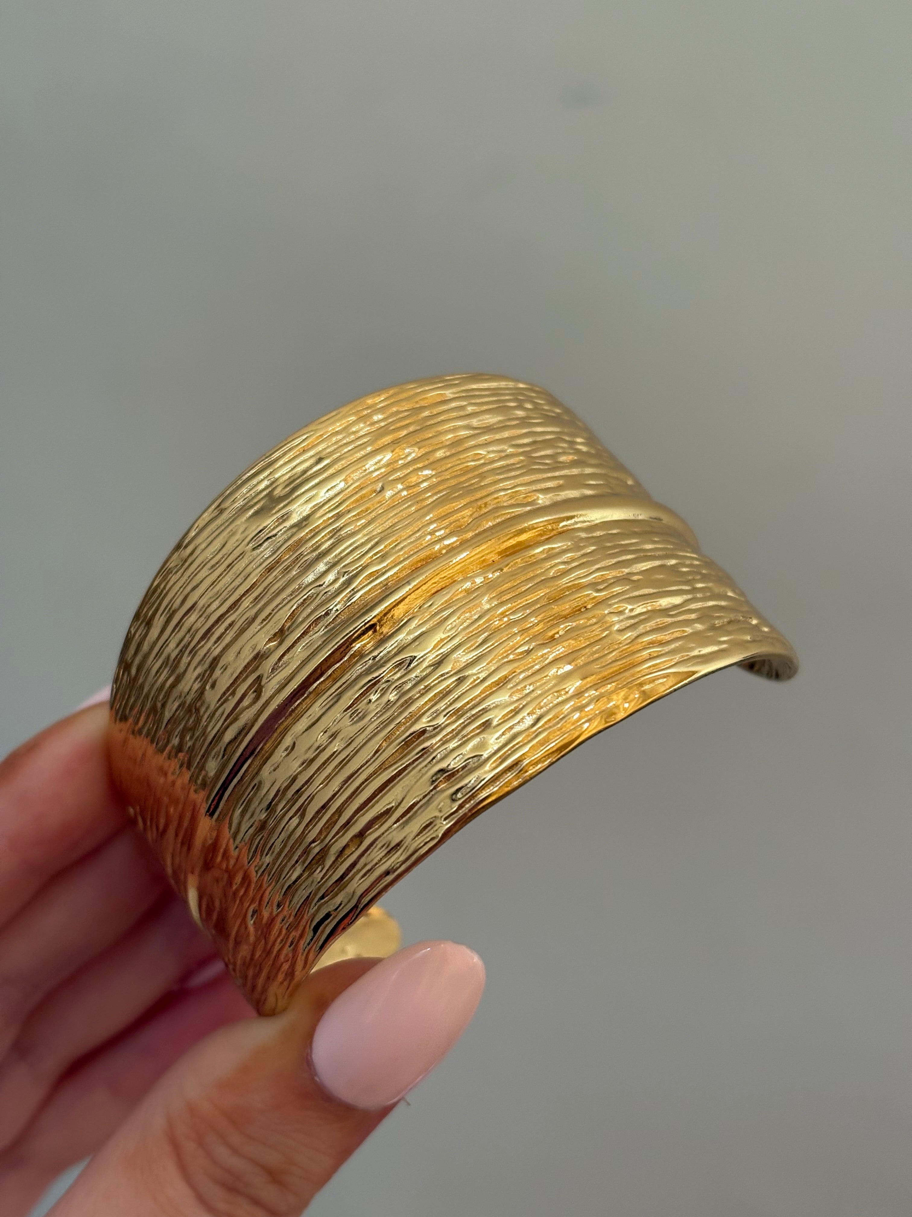Aalya cuff