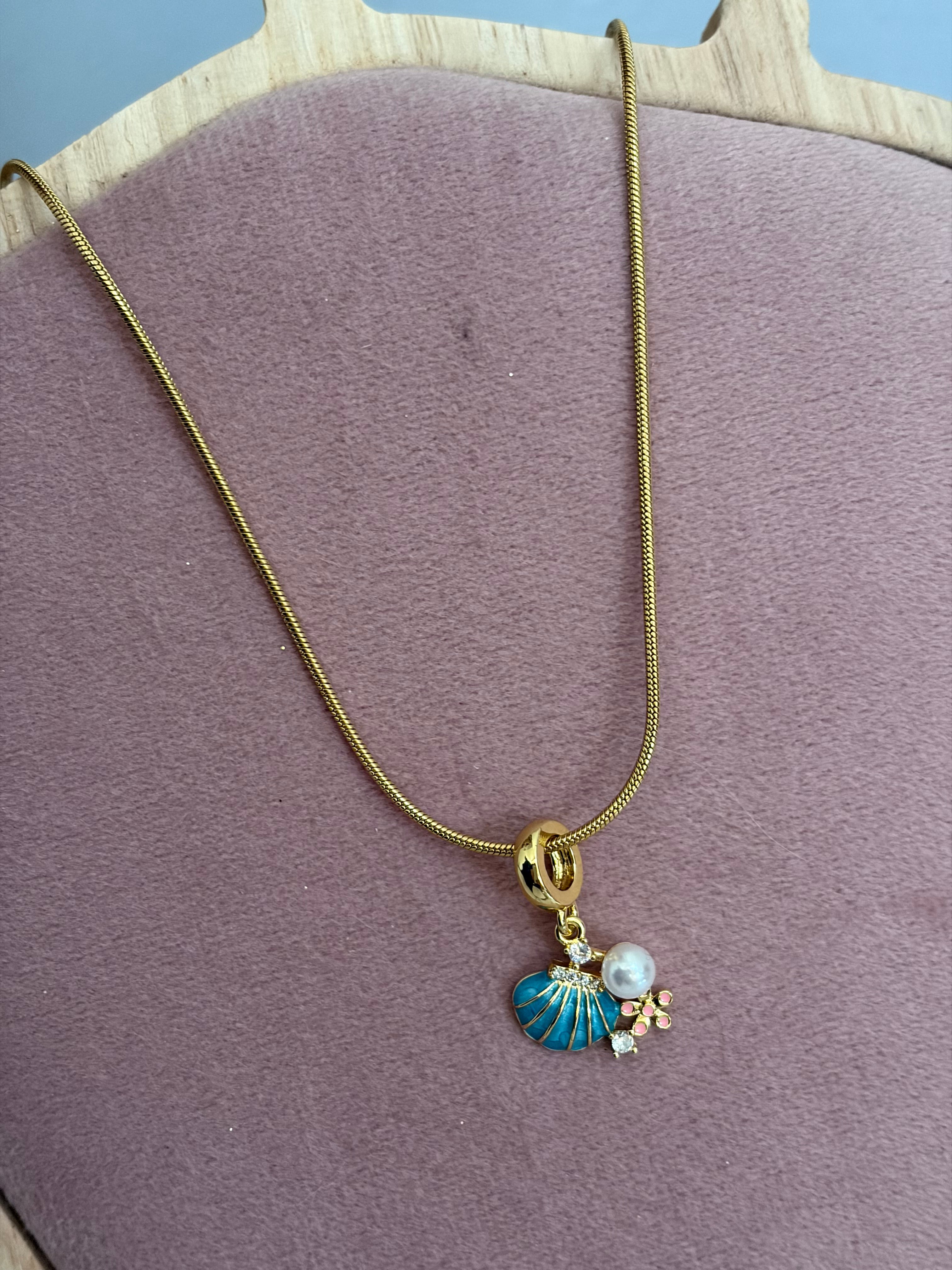 Sea necklace
