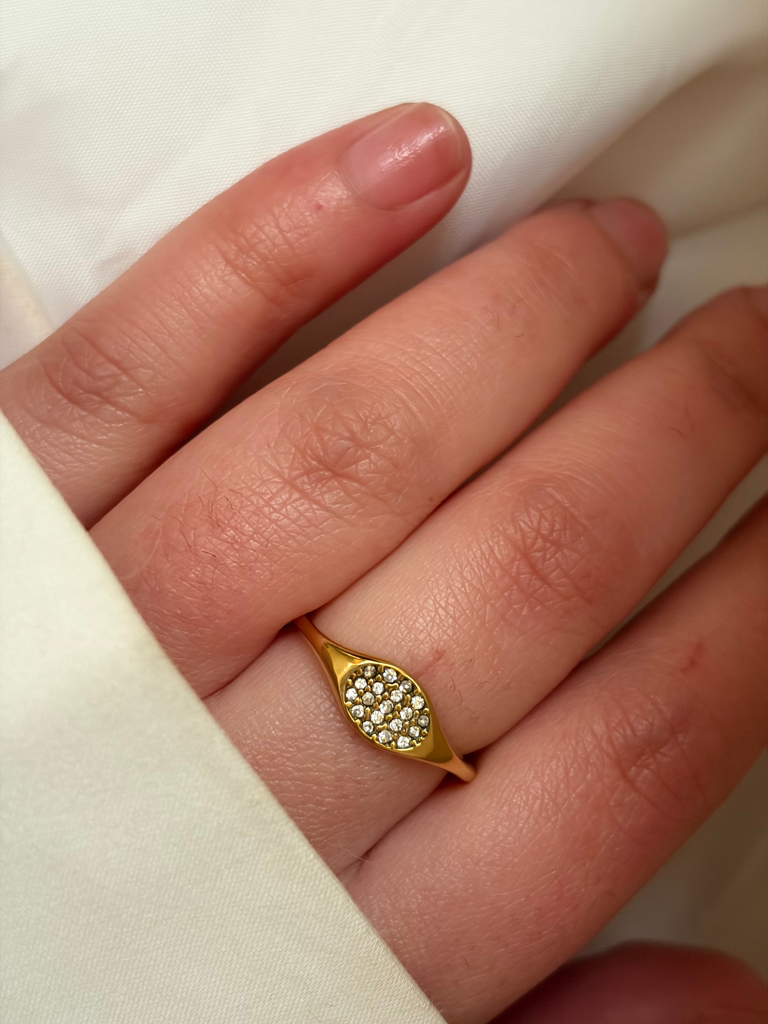 Novia ring