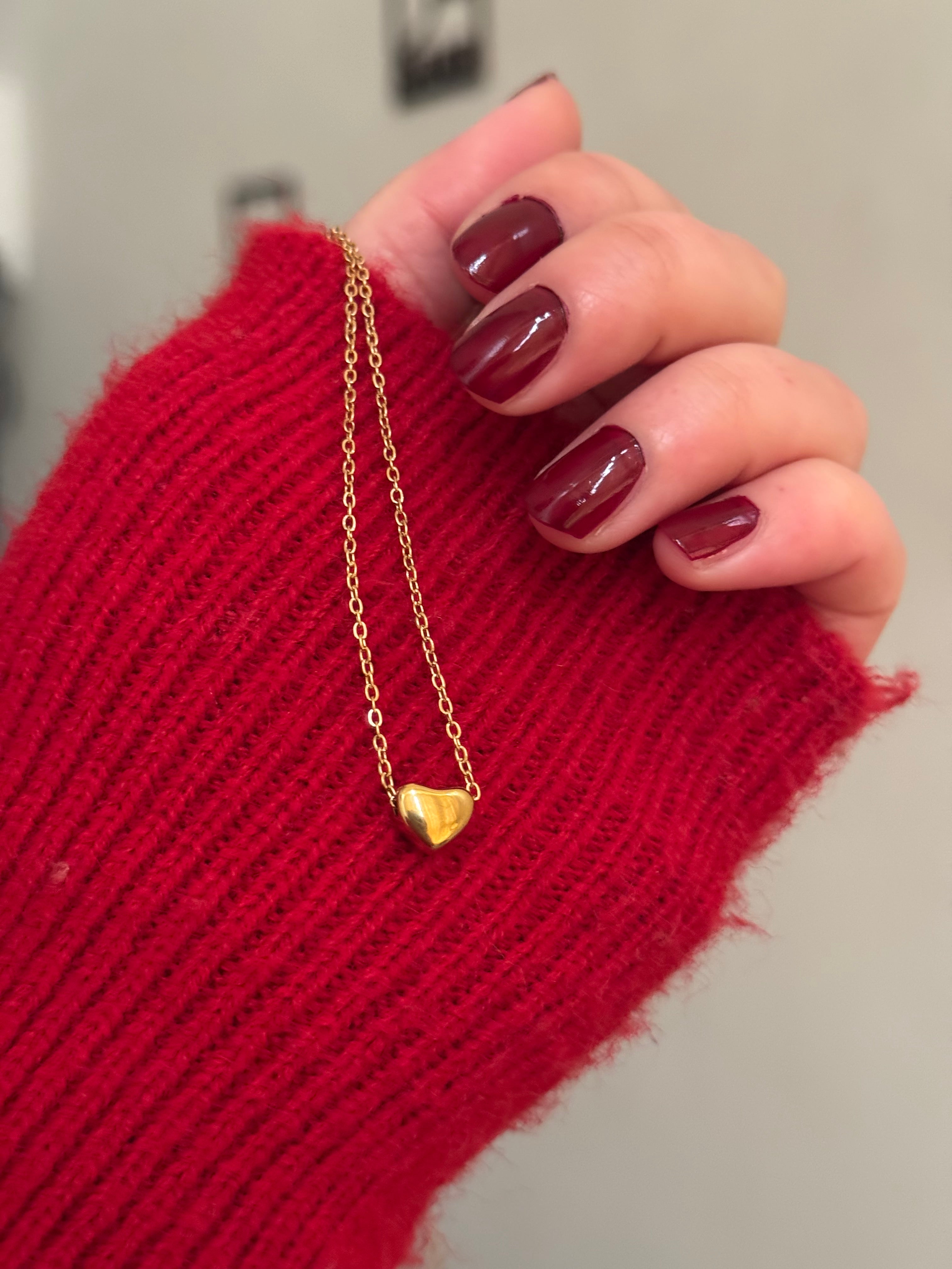 Tiny heart necklace