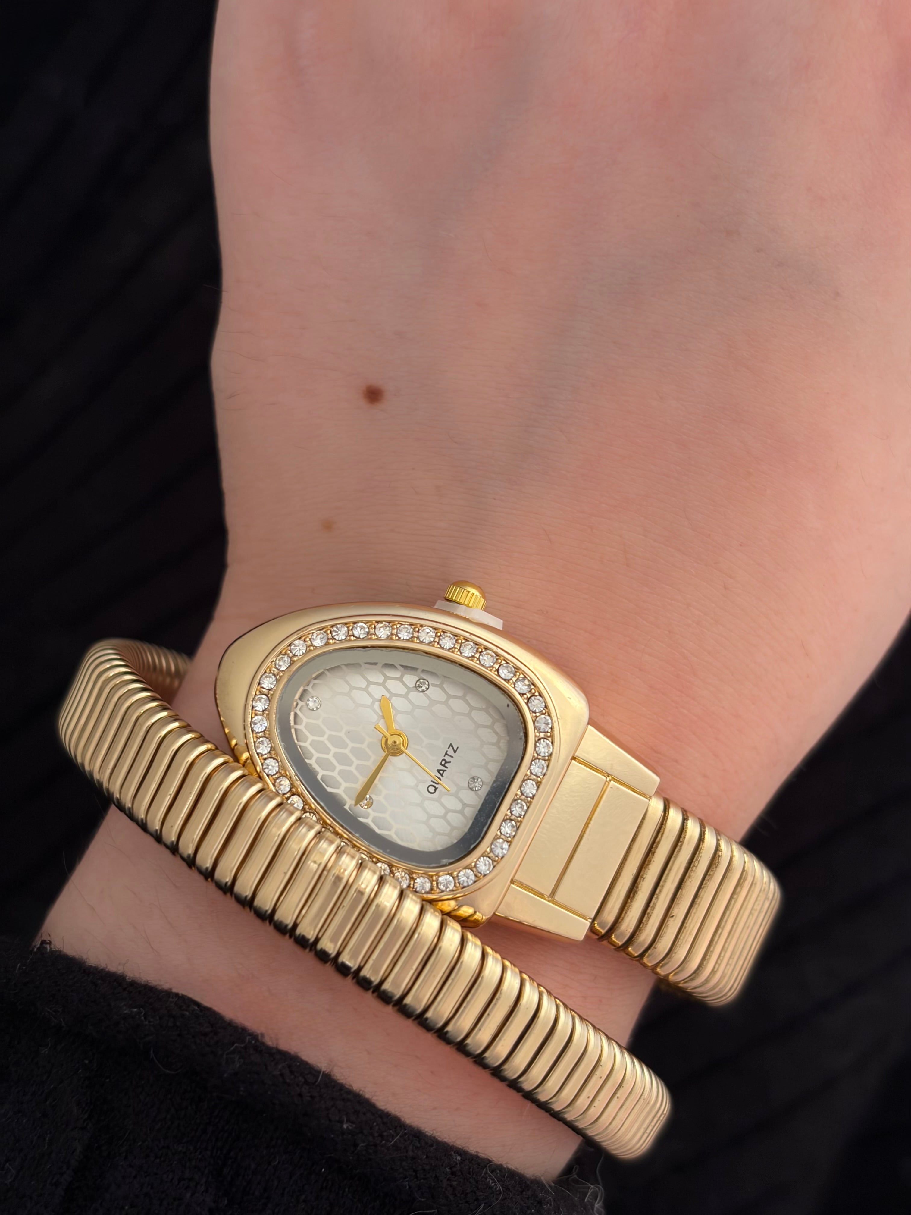 Serpent watch