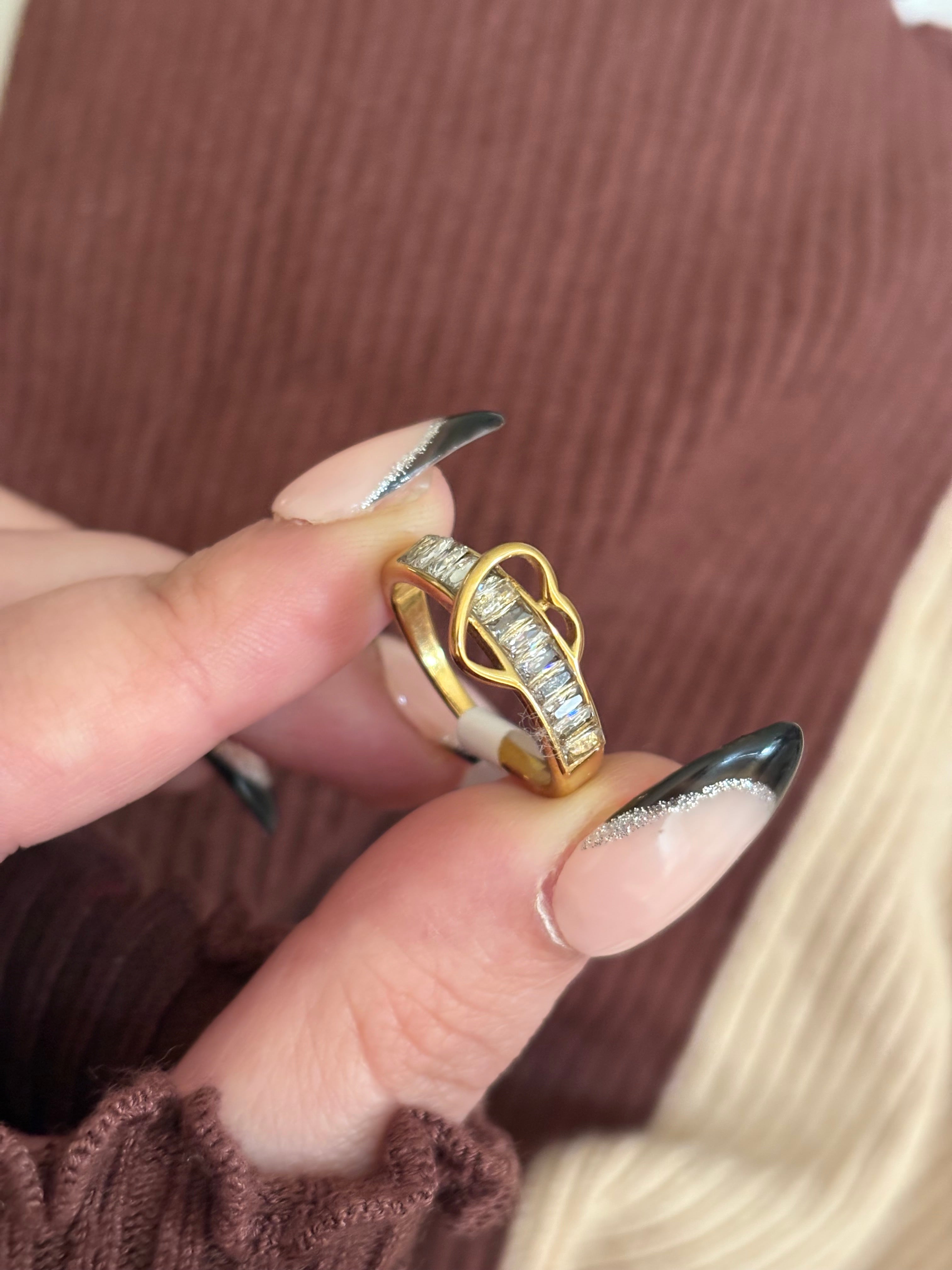 Heart ring