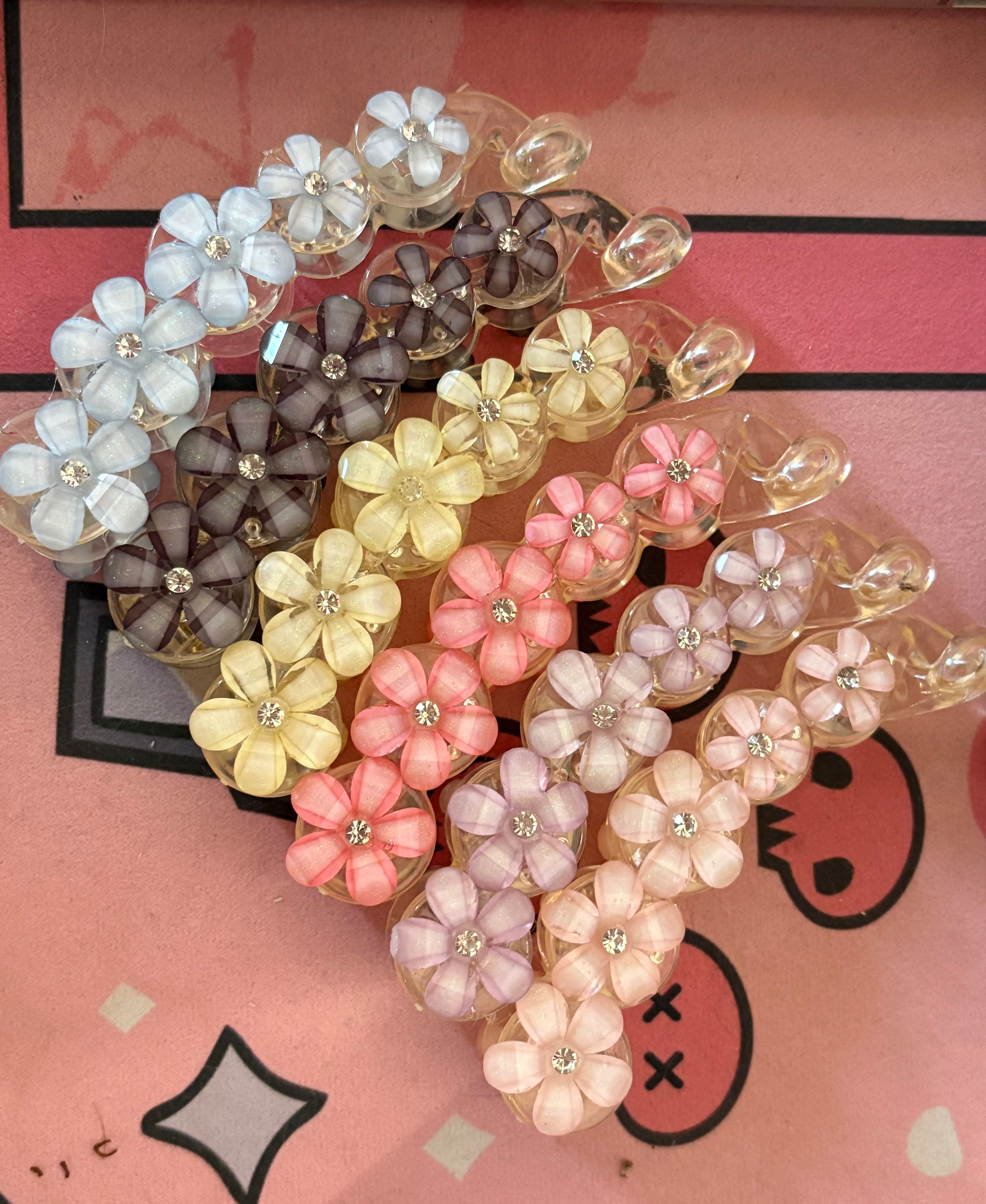 Flora banana clips