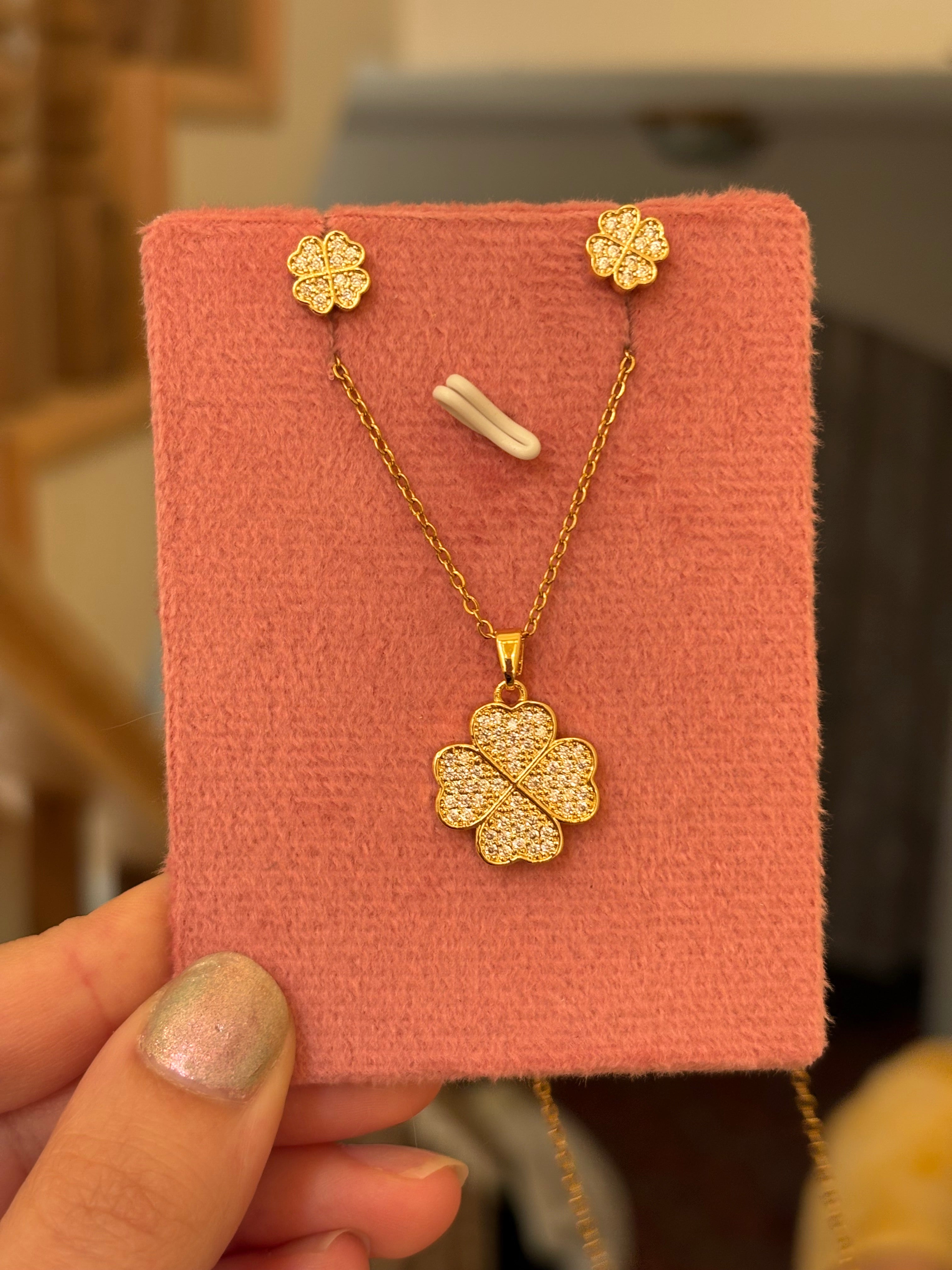 Clove set