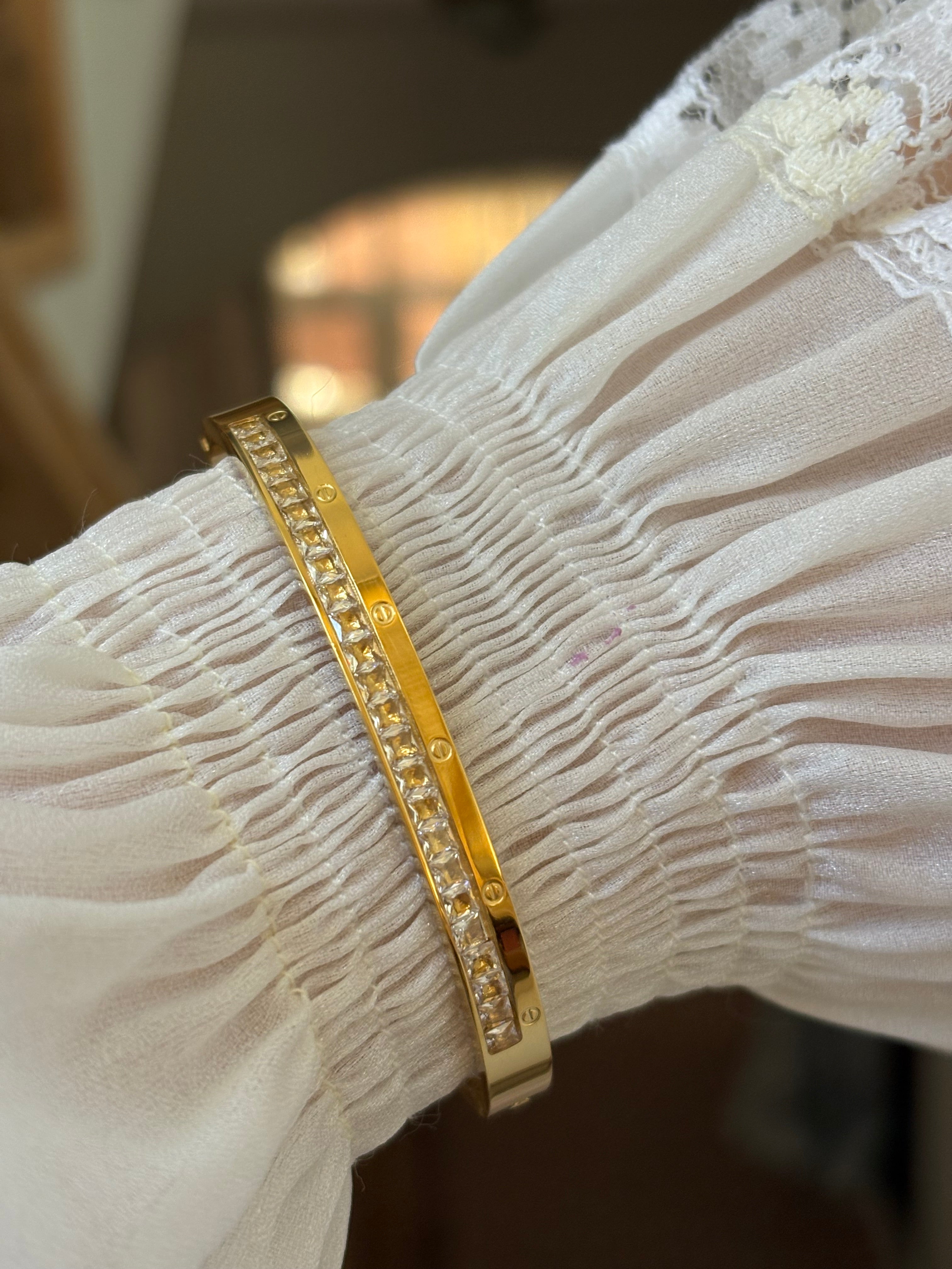 Kitty bracelet