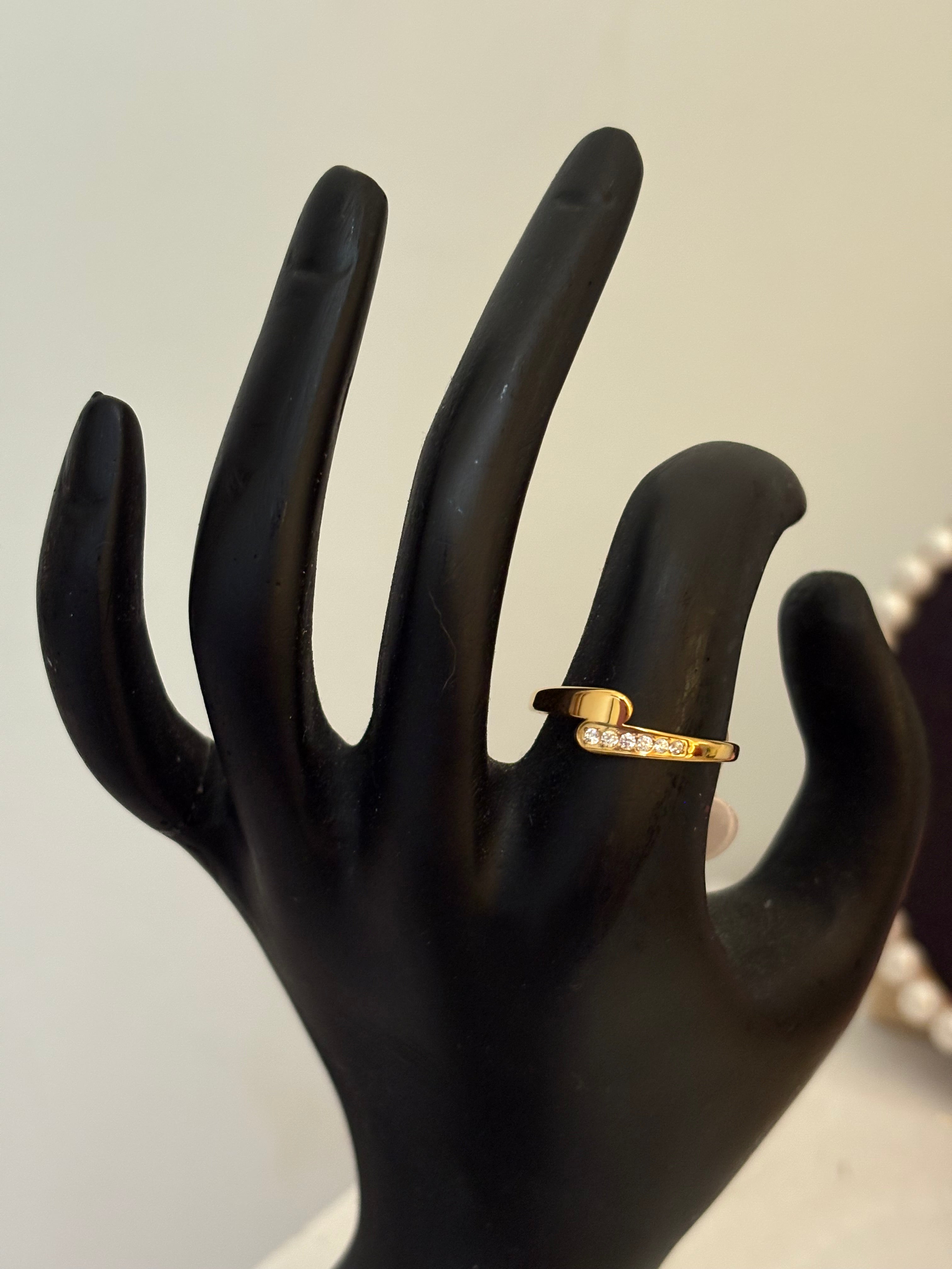Ela ring