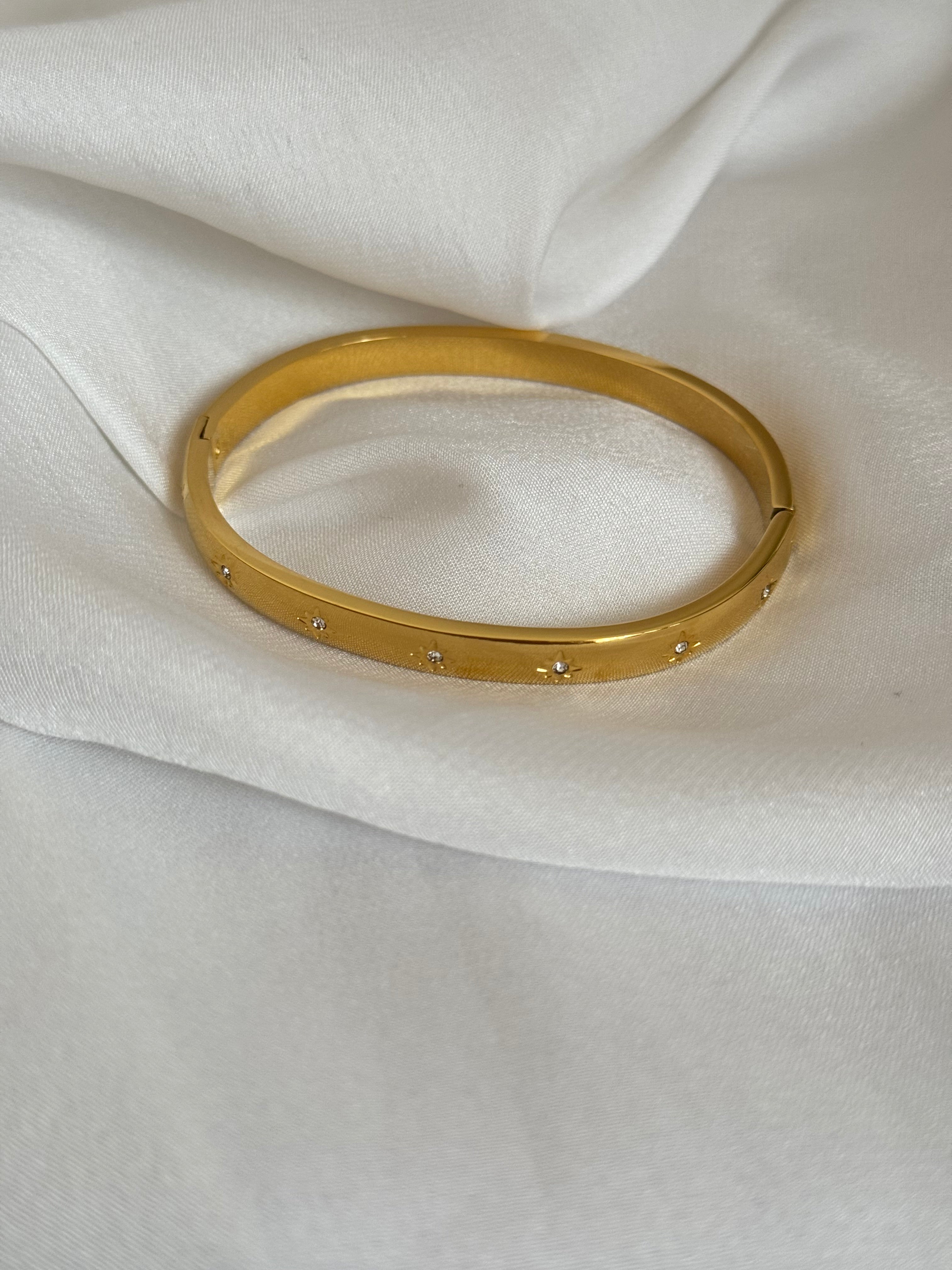 Spark bracelet