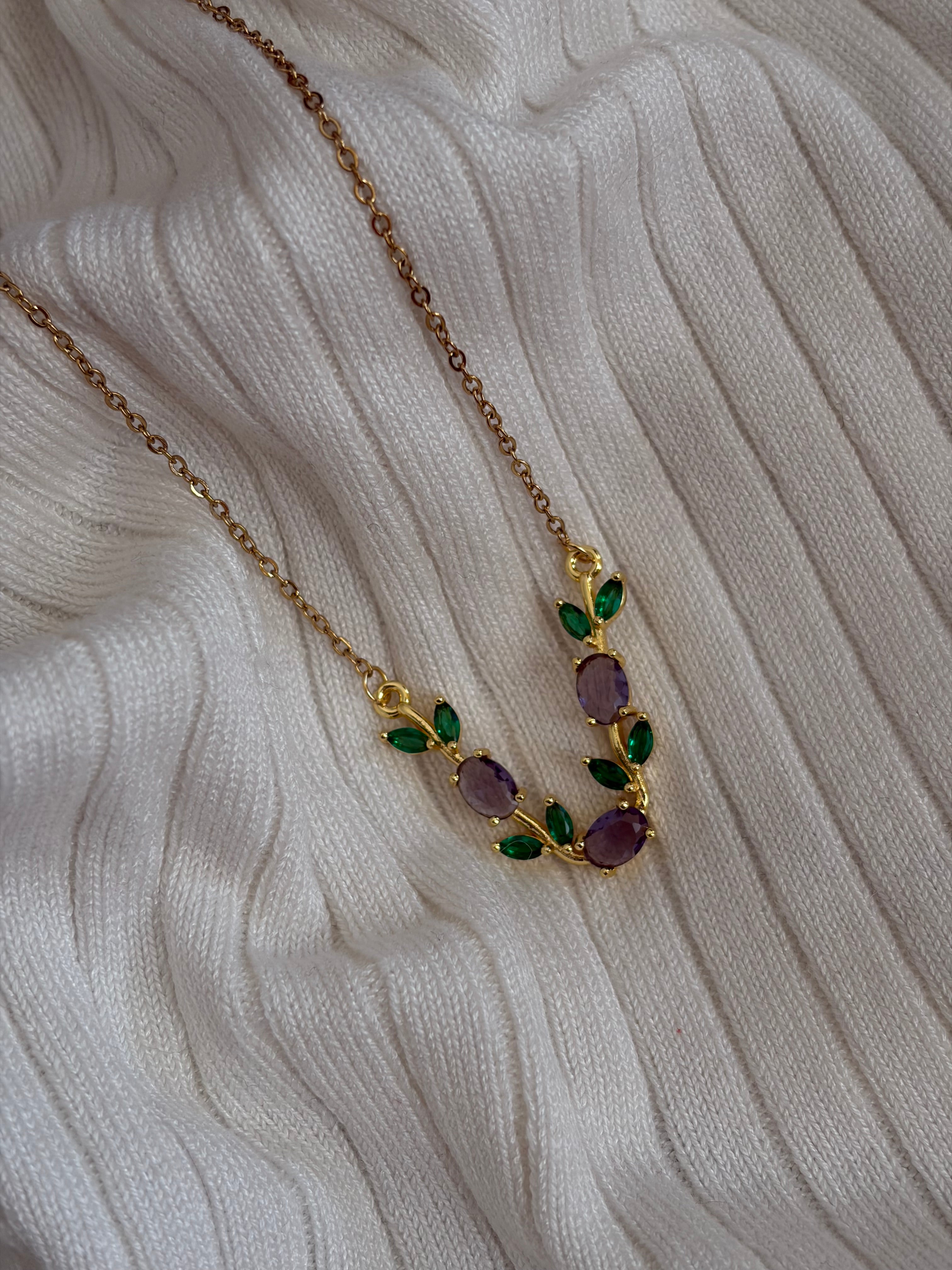 Tulip necklace