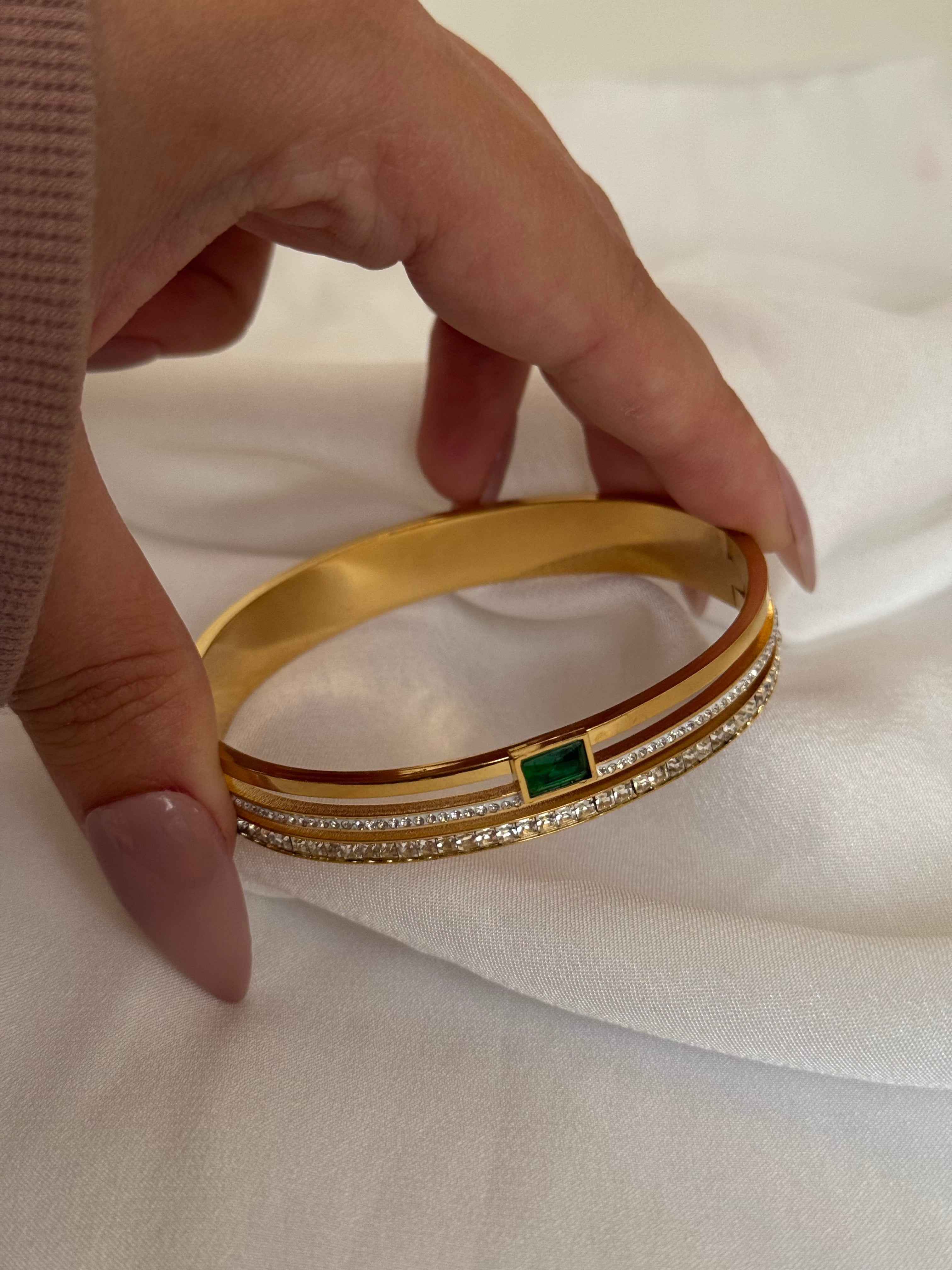 Emerald bracelet