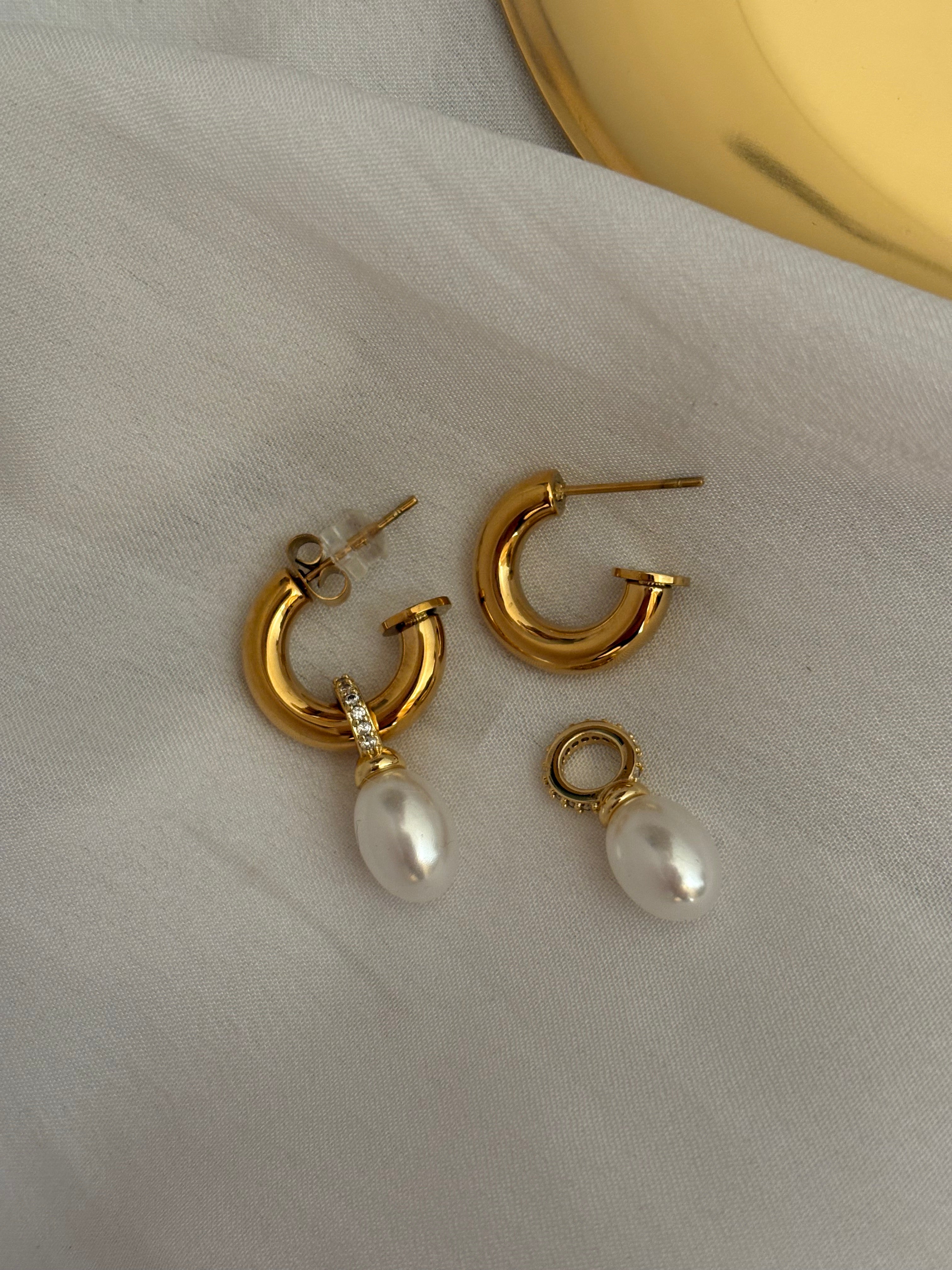 Pearl luxe earring
