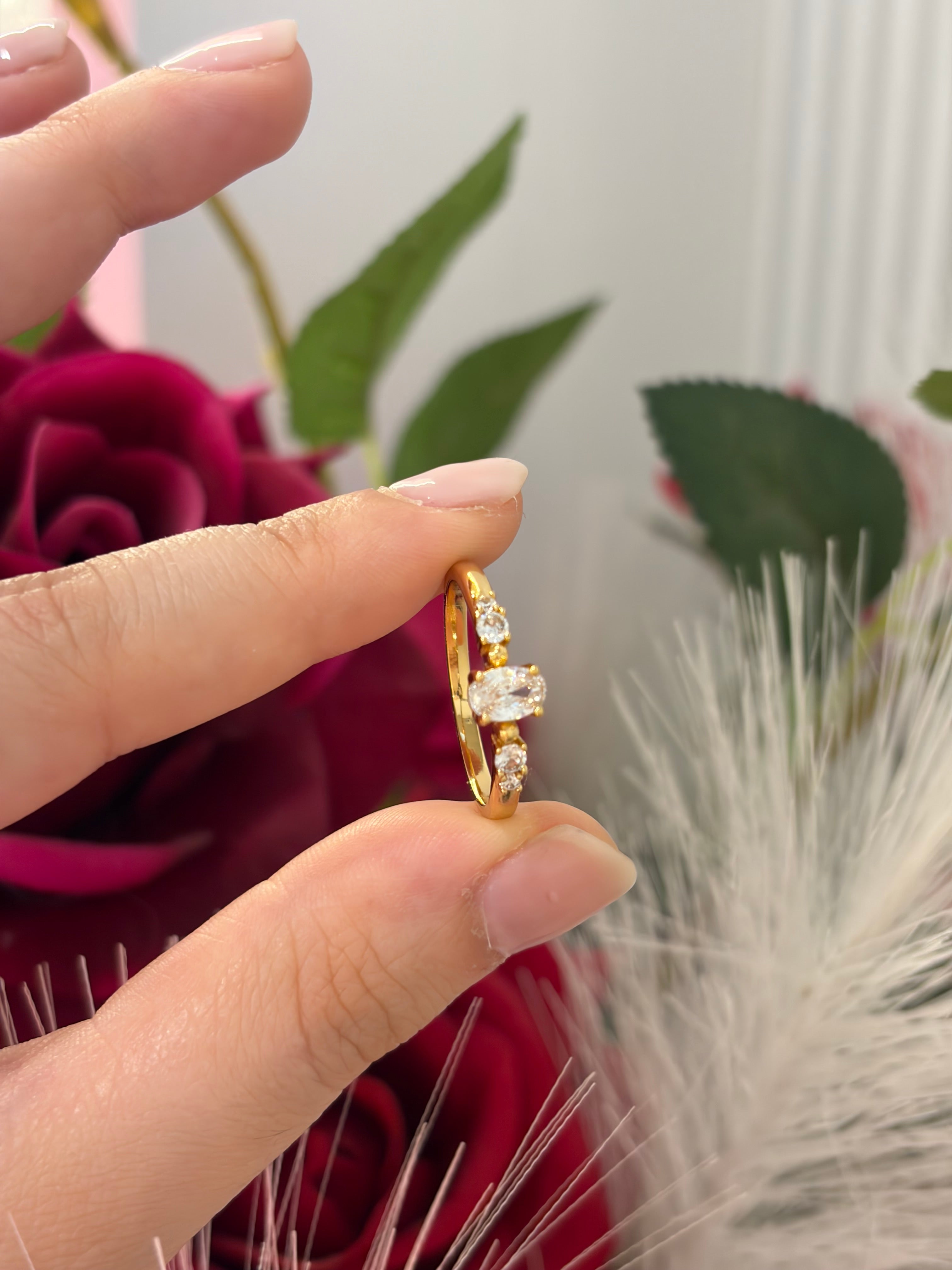 Glam ring