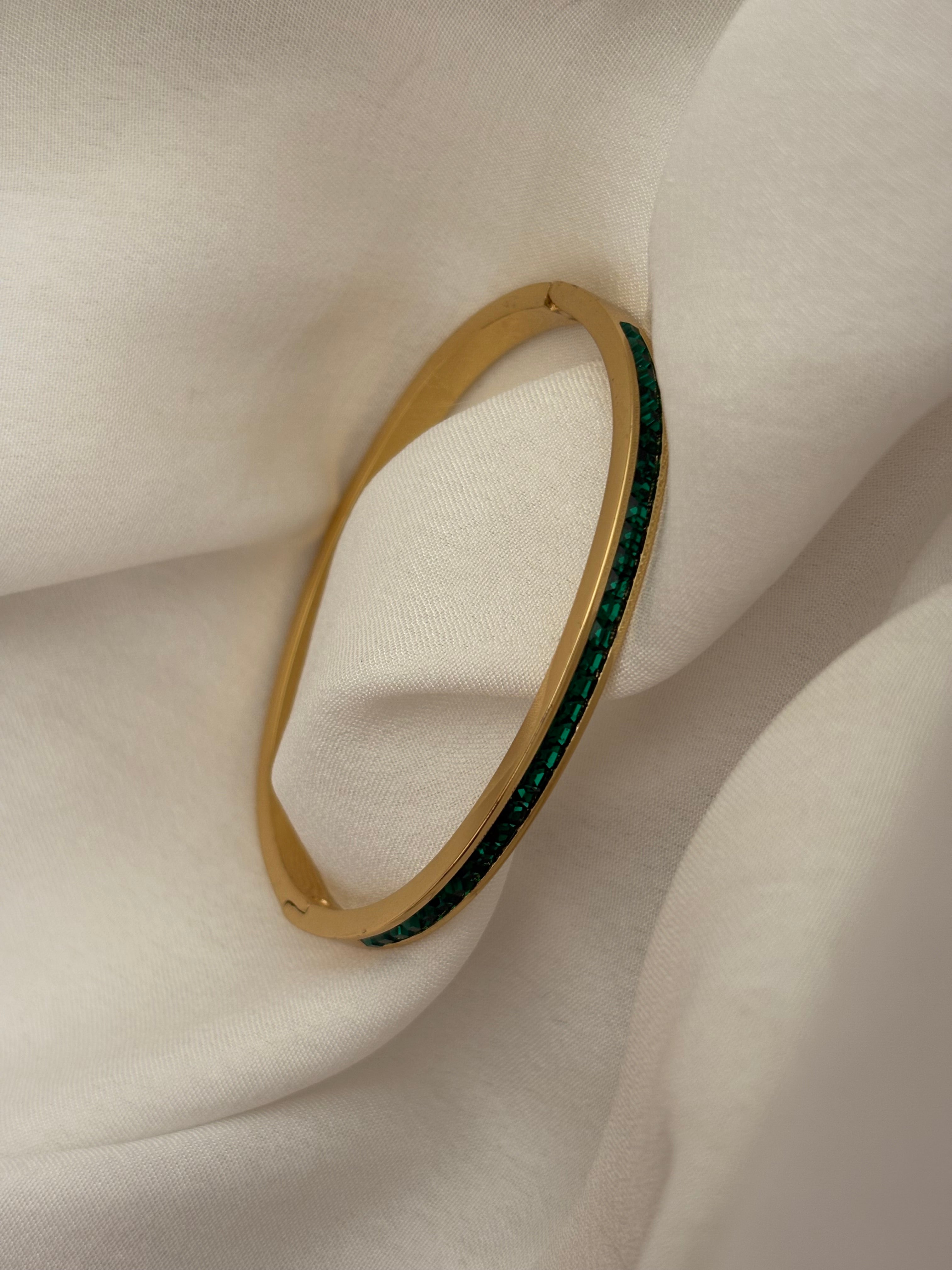 Emerald bracelet (baby size)