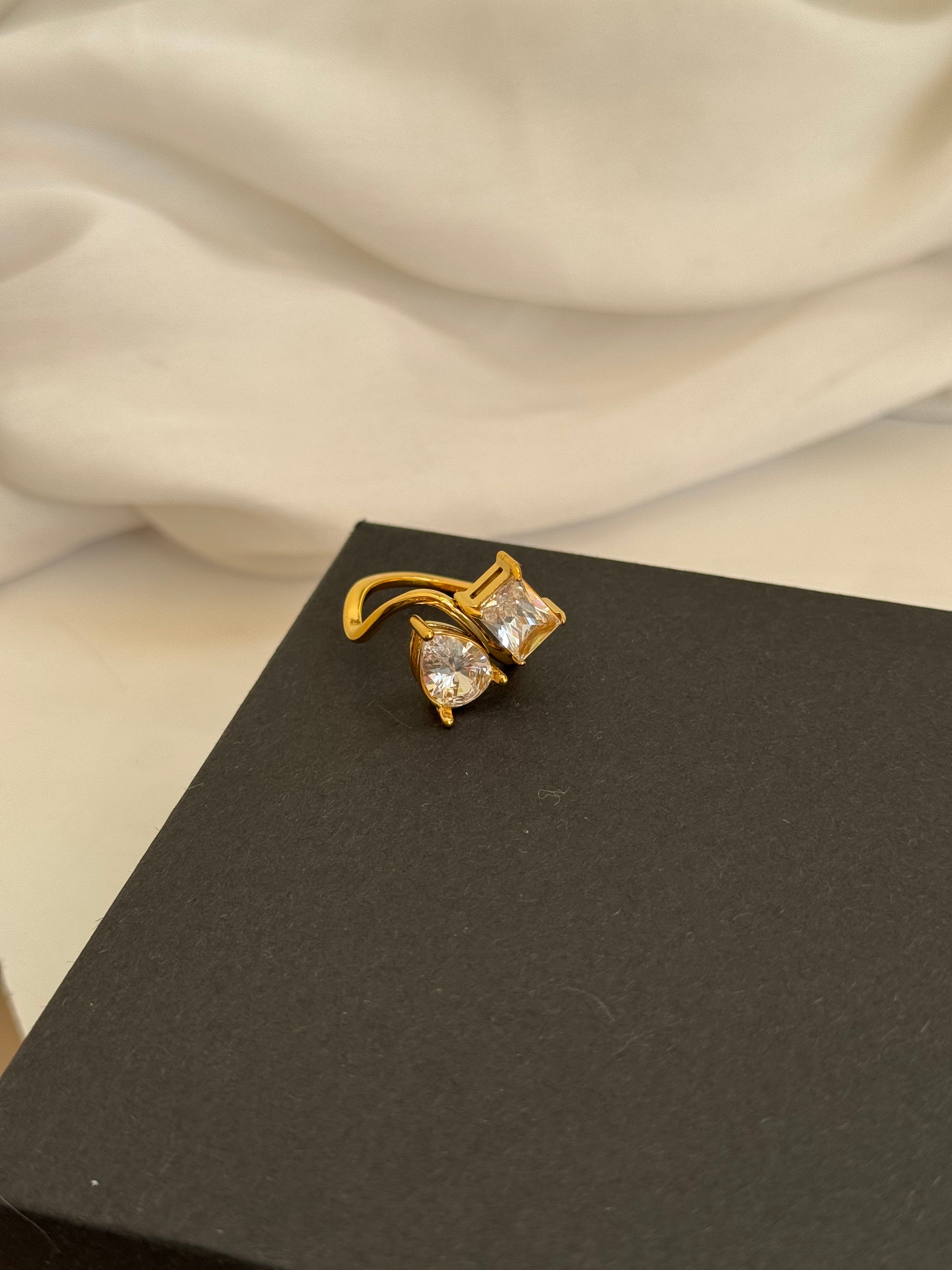Stella ring