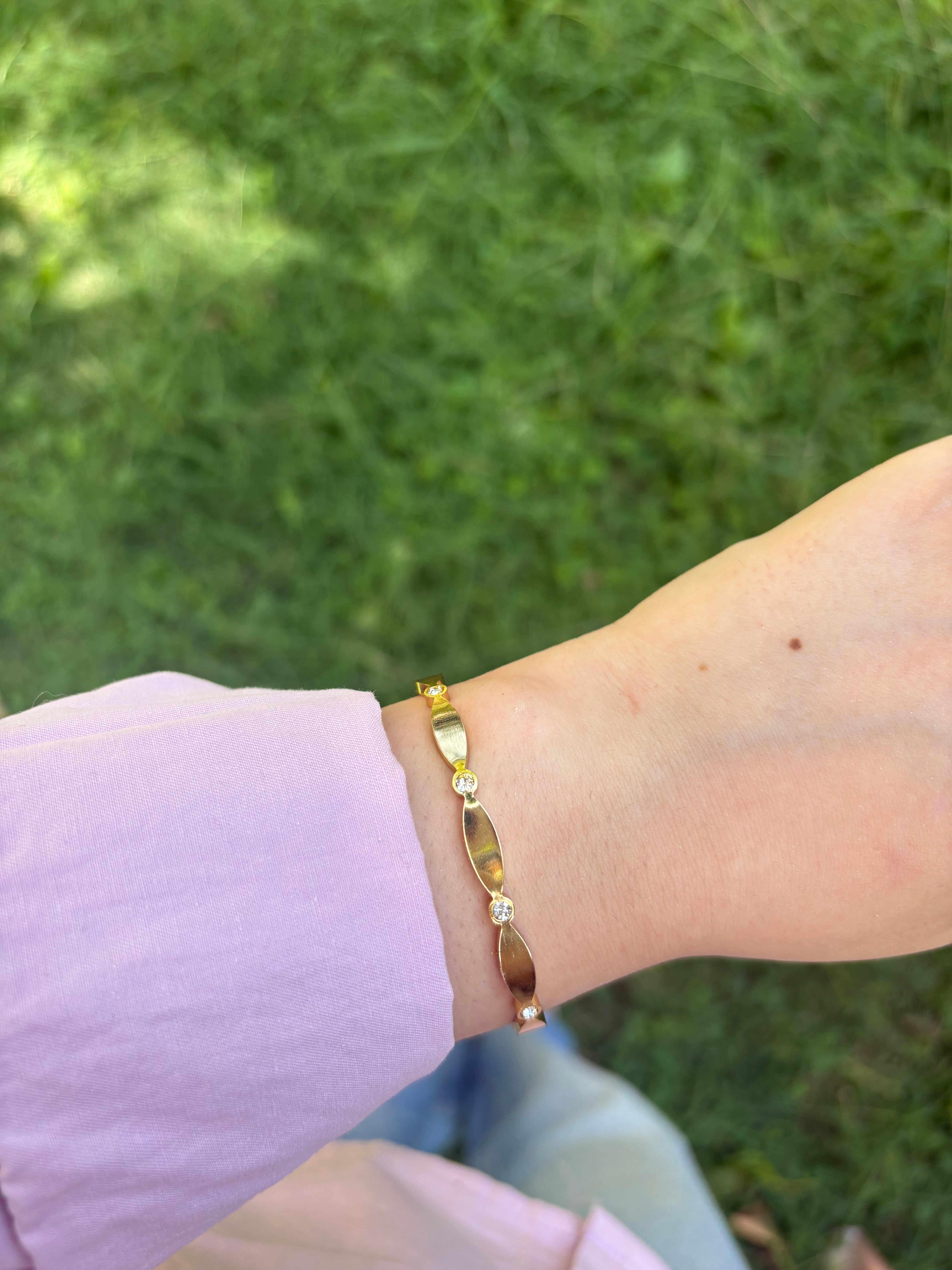 Swing bracelet (baby size)