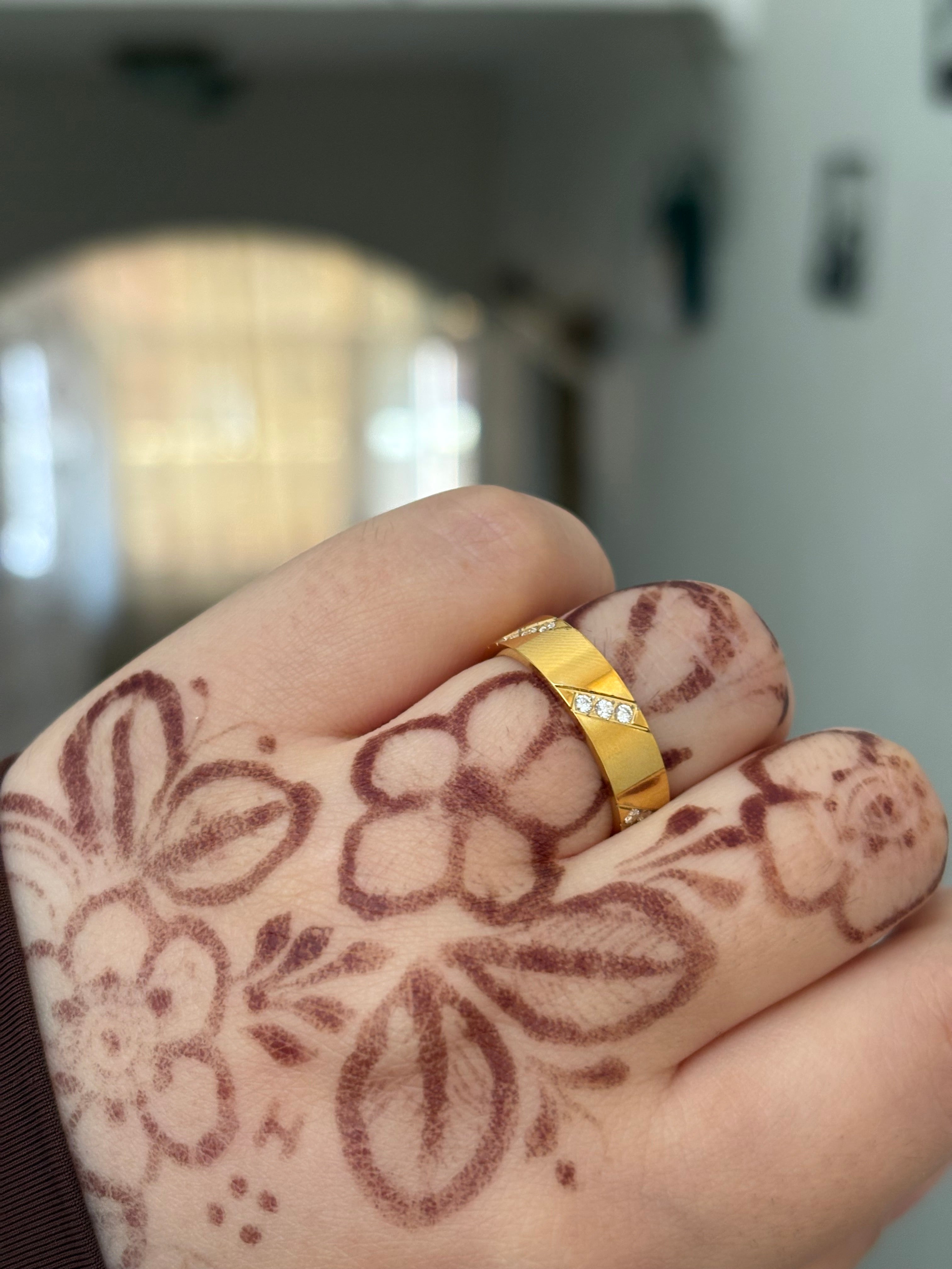 Slanted ring