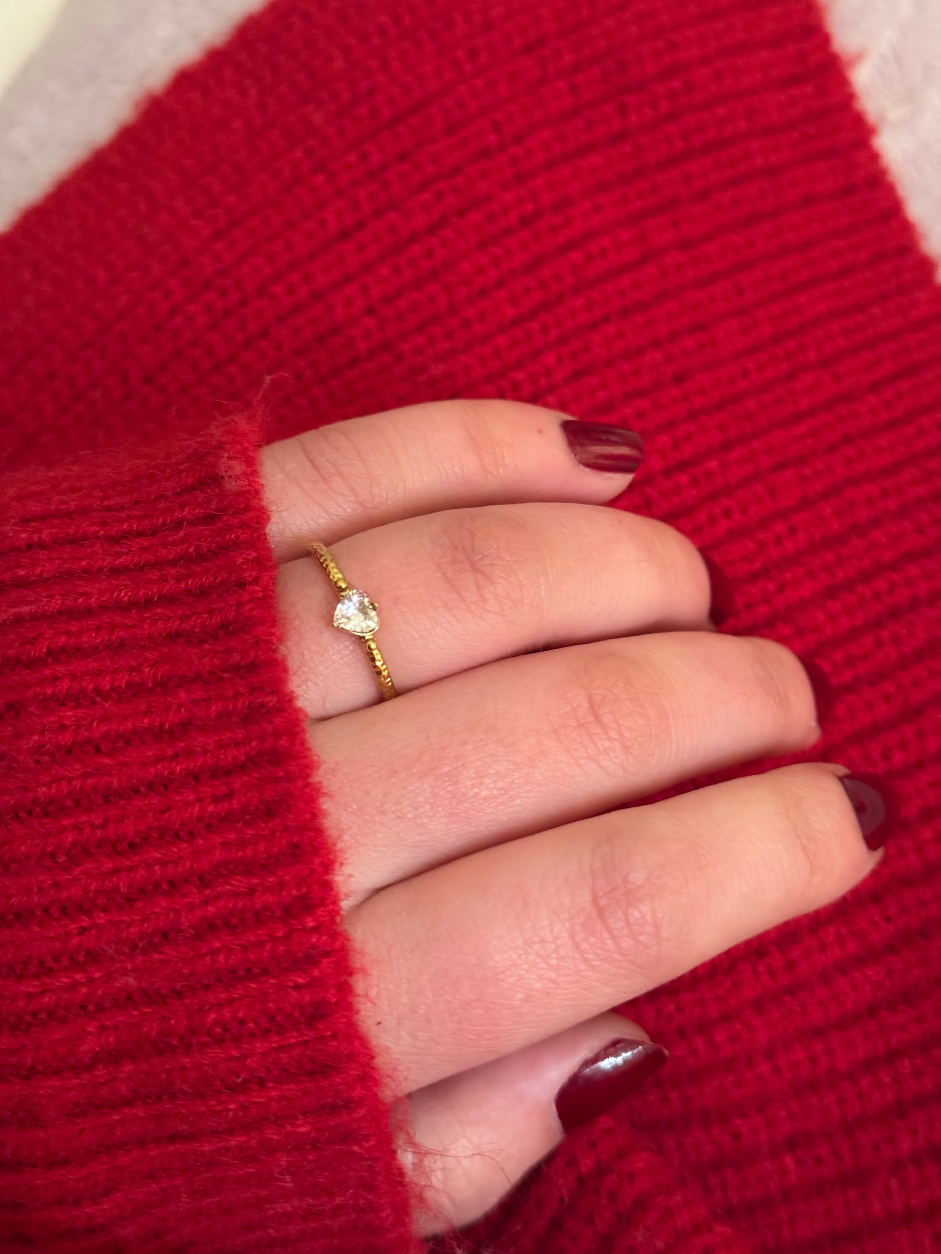 Tiny heart ring