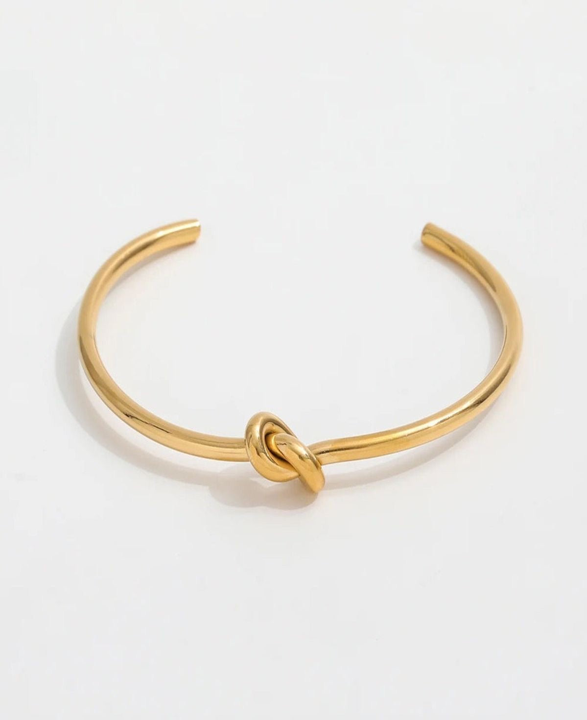 Knot cuff