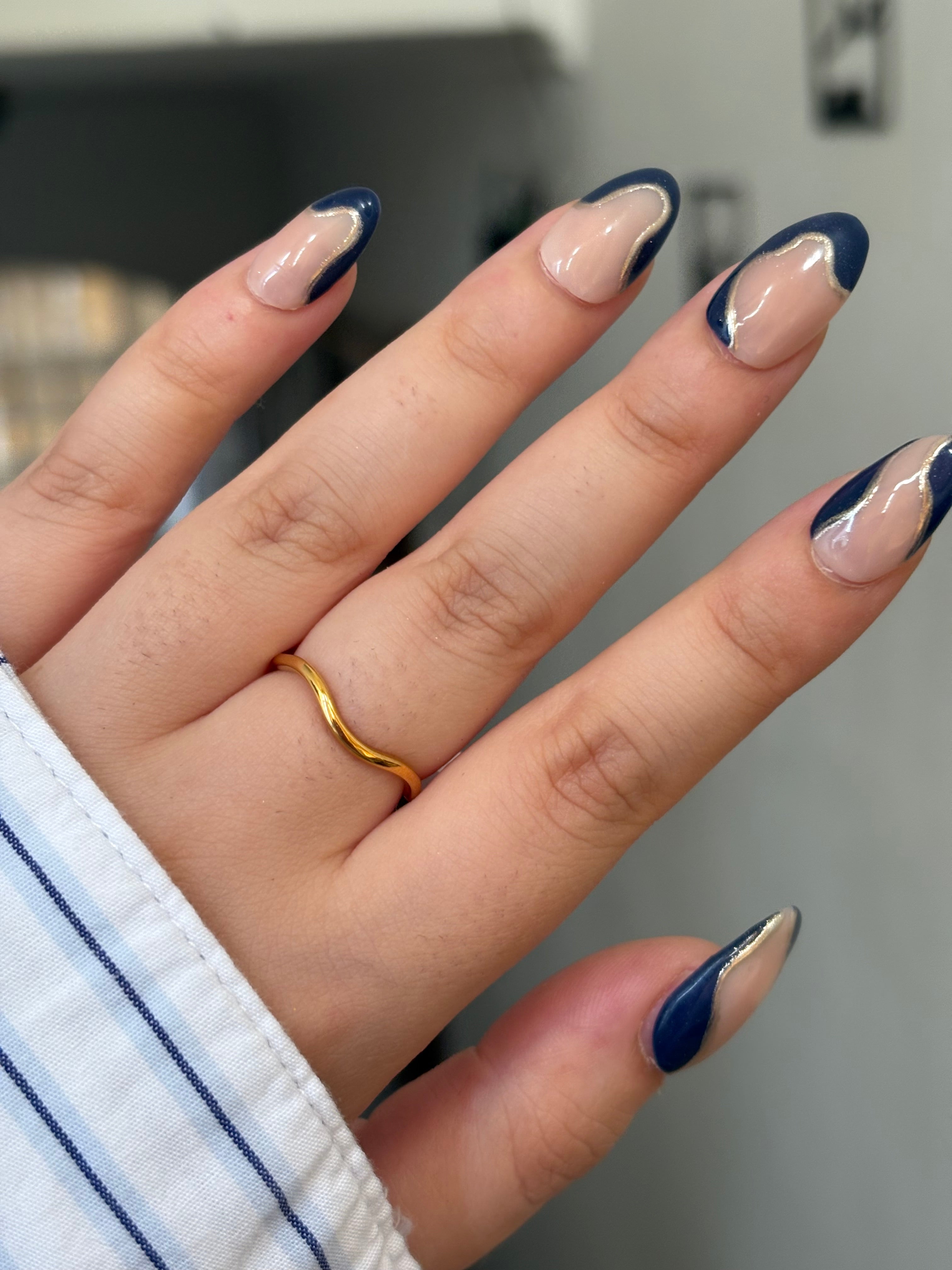 Swirl ring