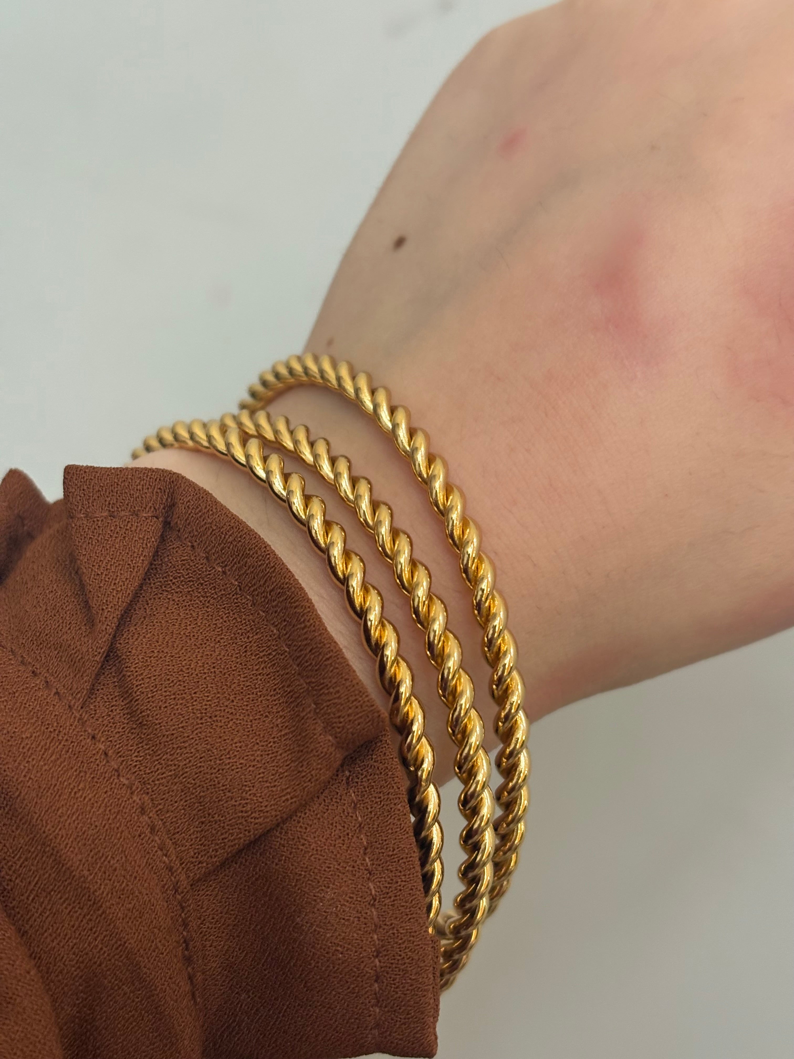 Curvy bangles (set of 3)