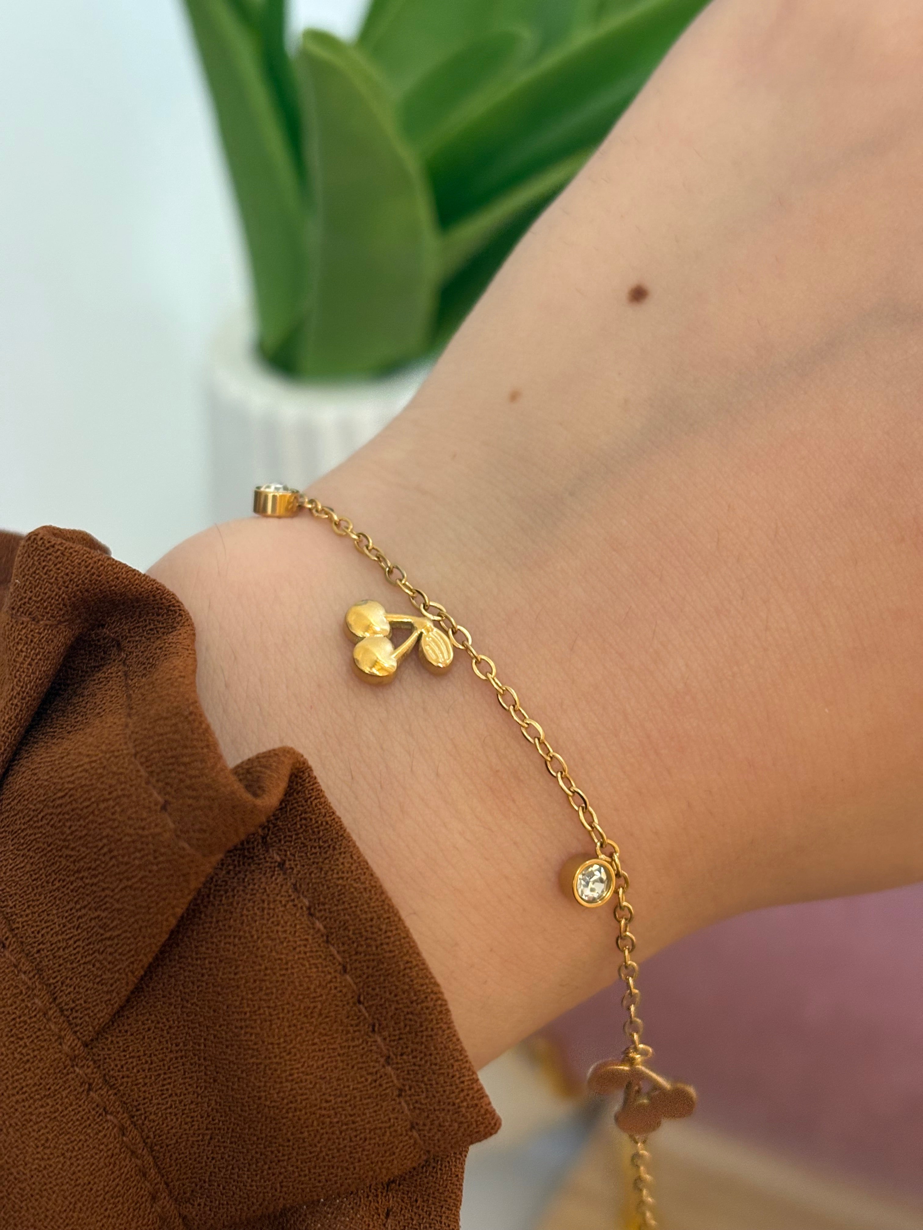 Cherry bracelet