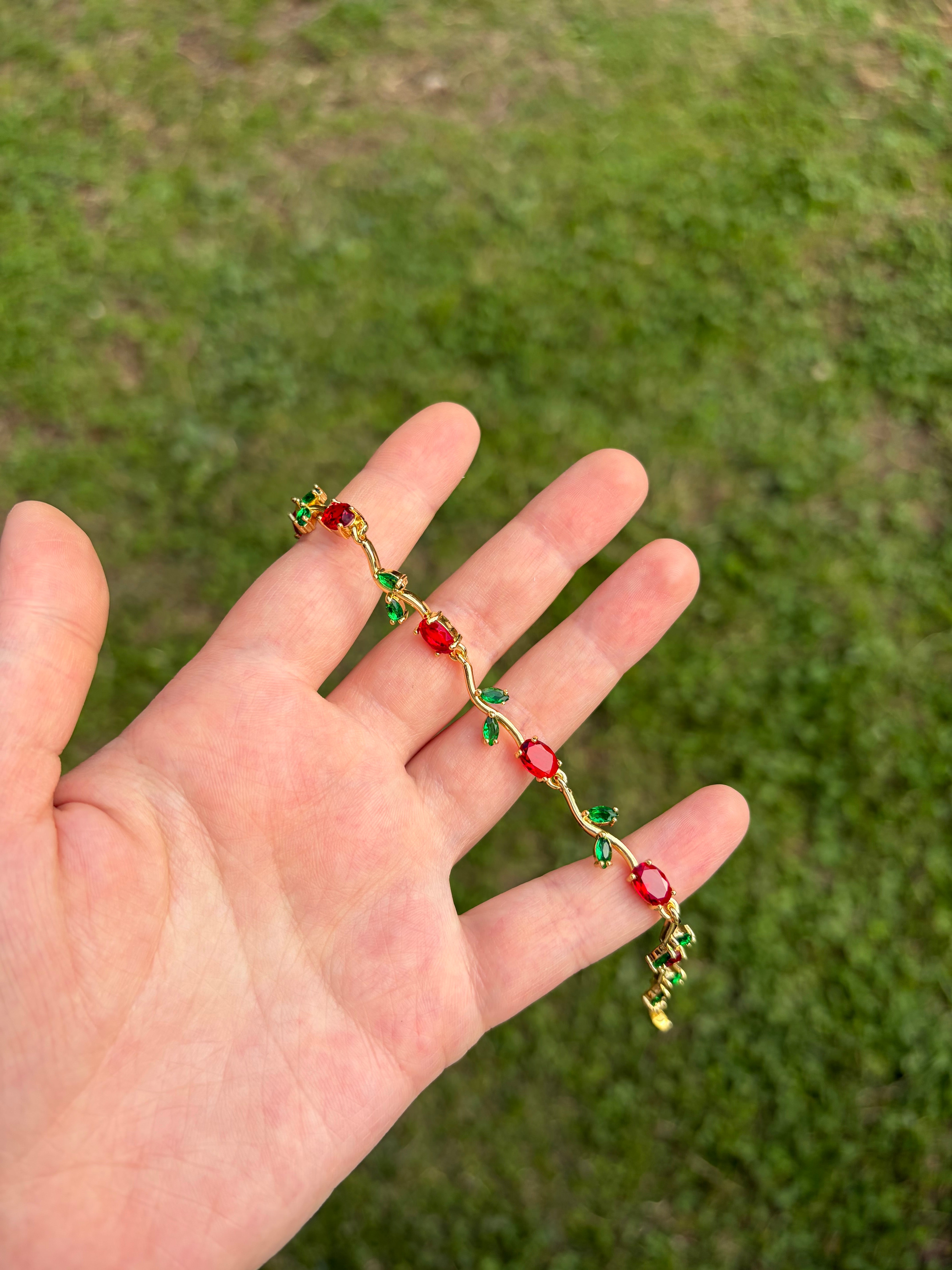 Tulip bracelet (red)