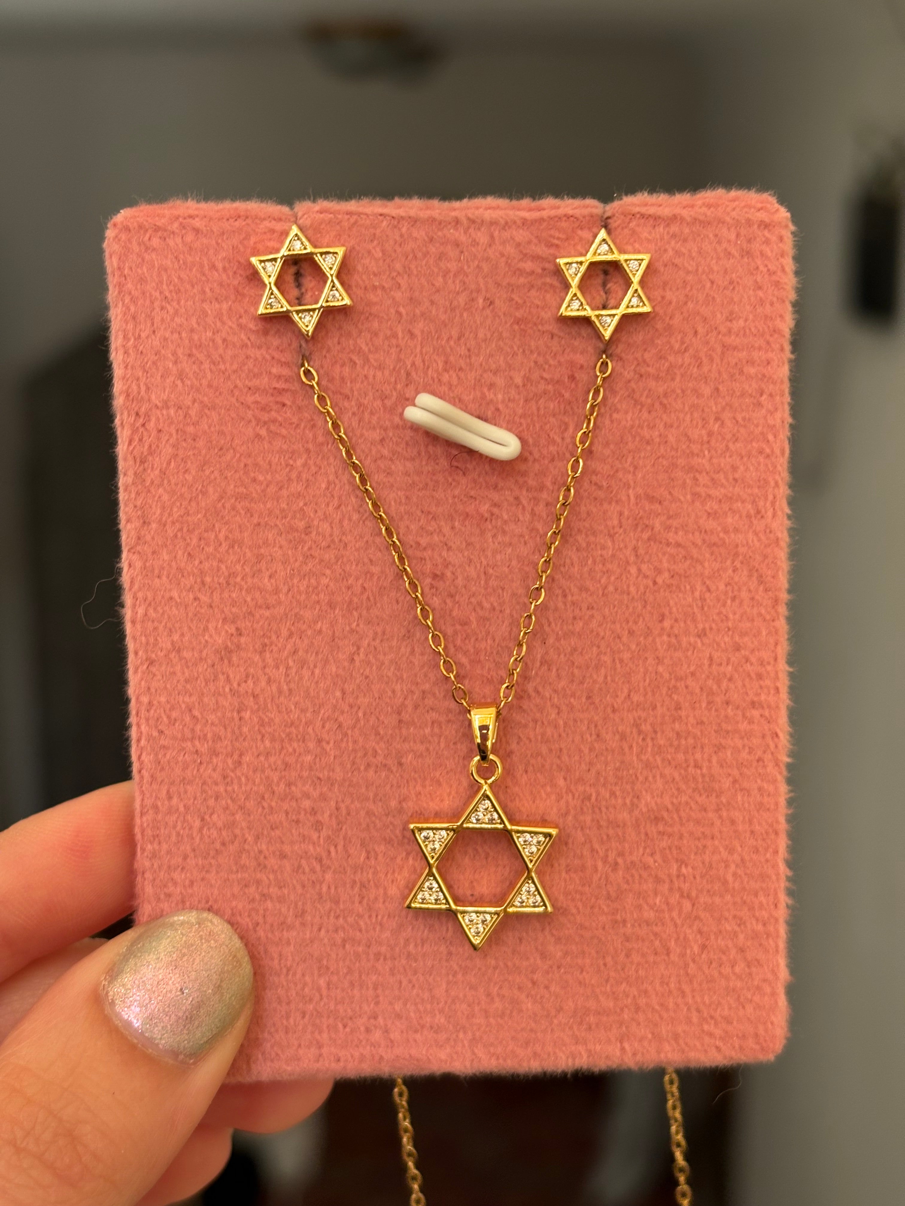 Starry set