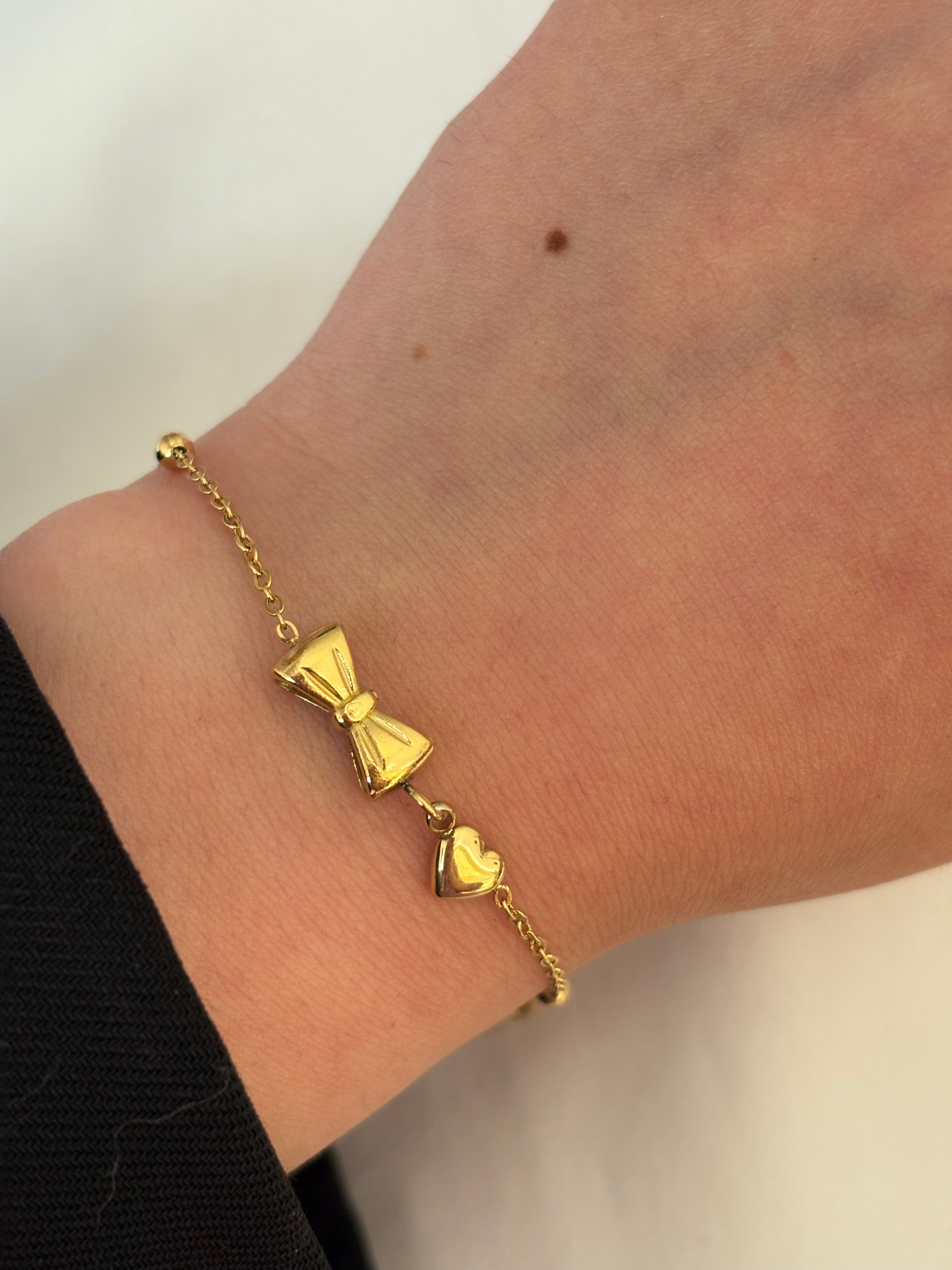 Bow bracelet