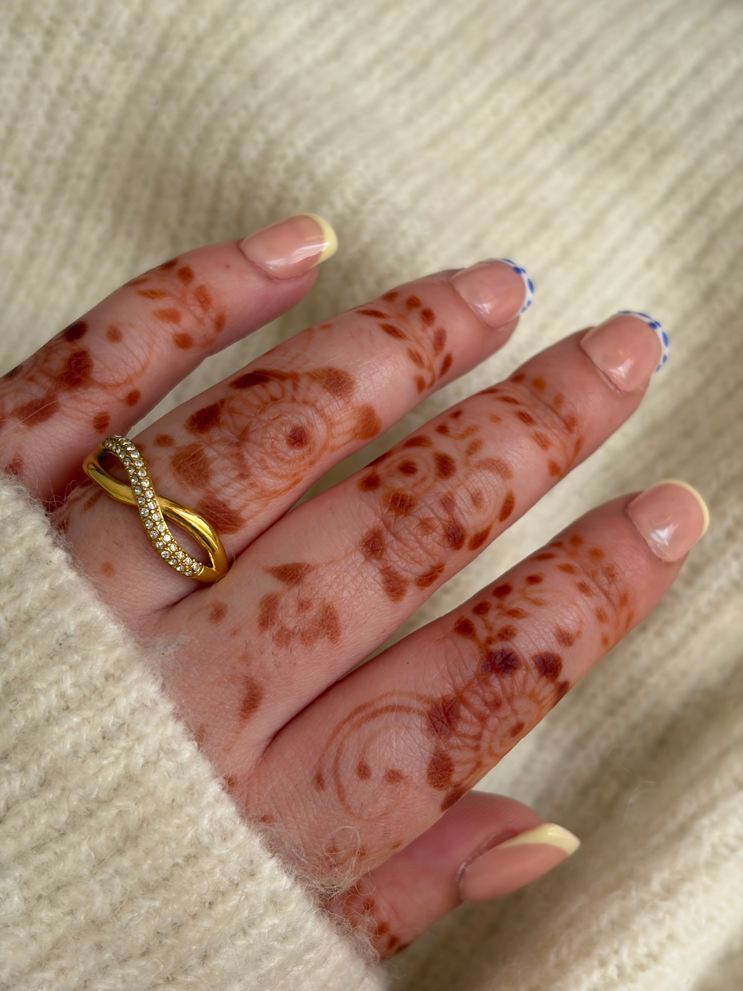 Sutty ring