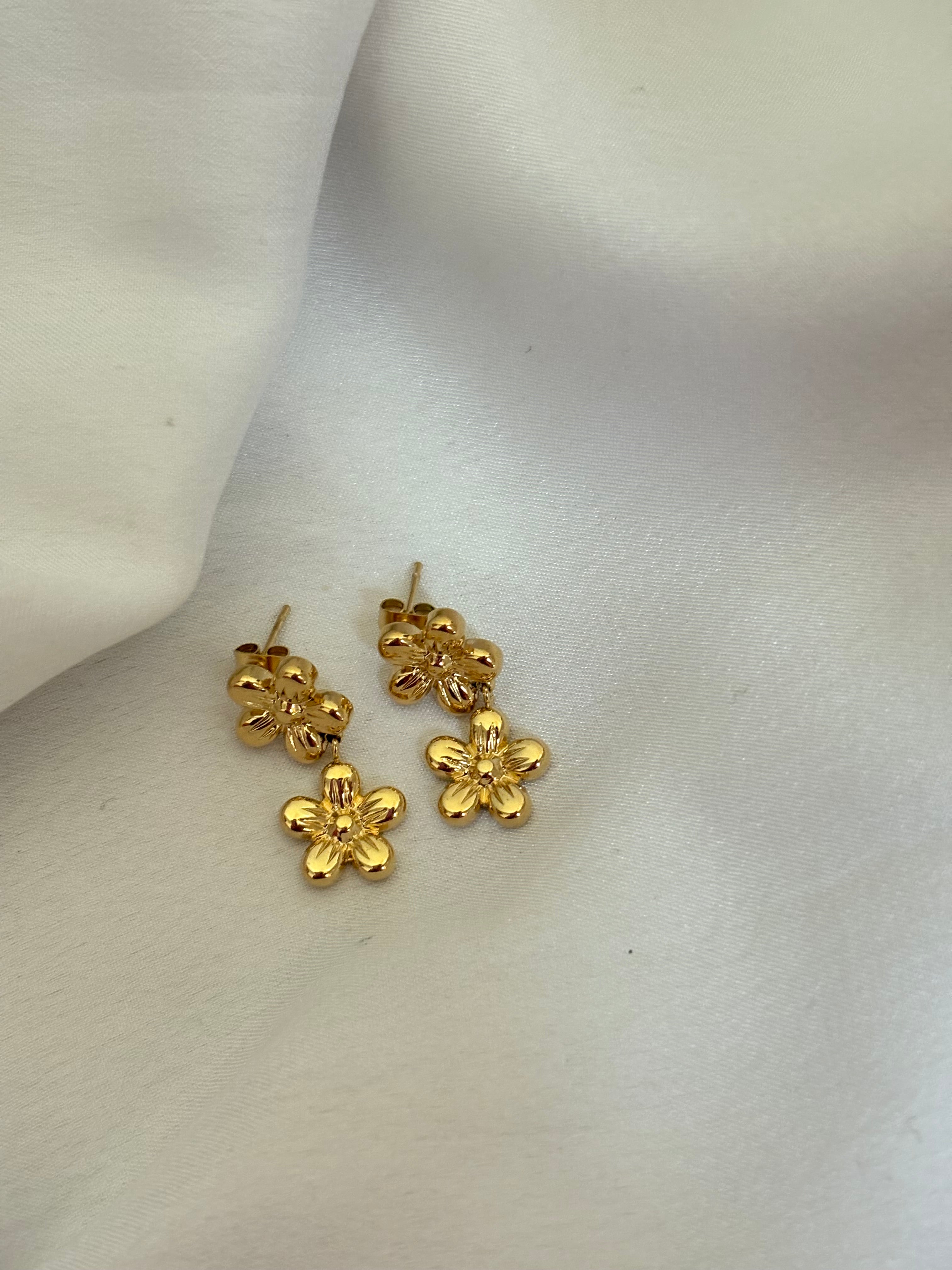 Flower earring
