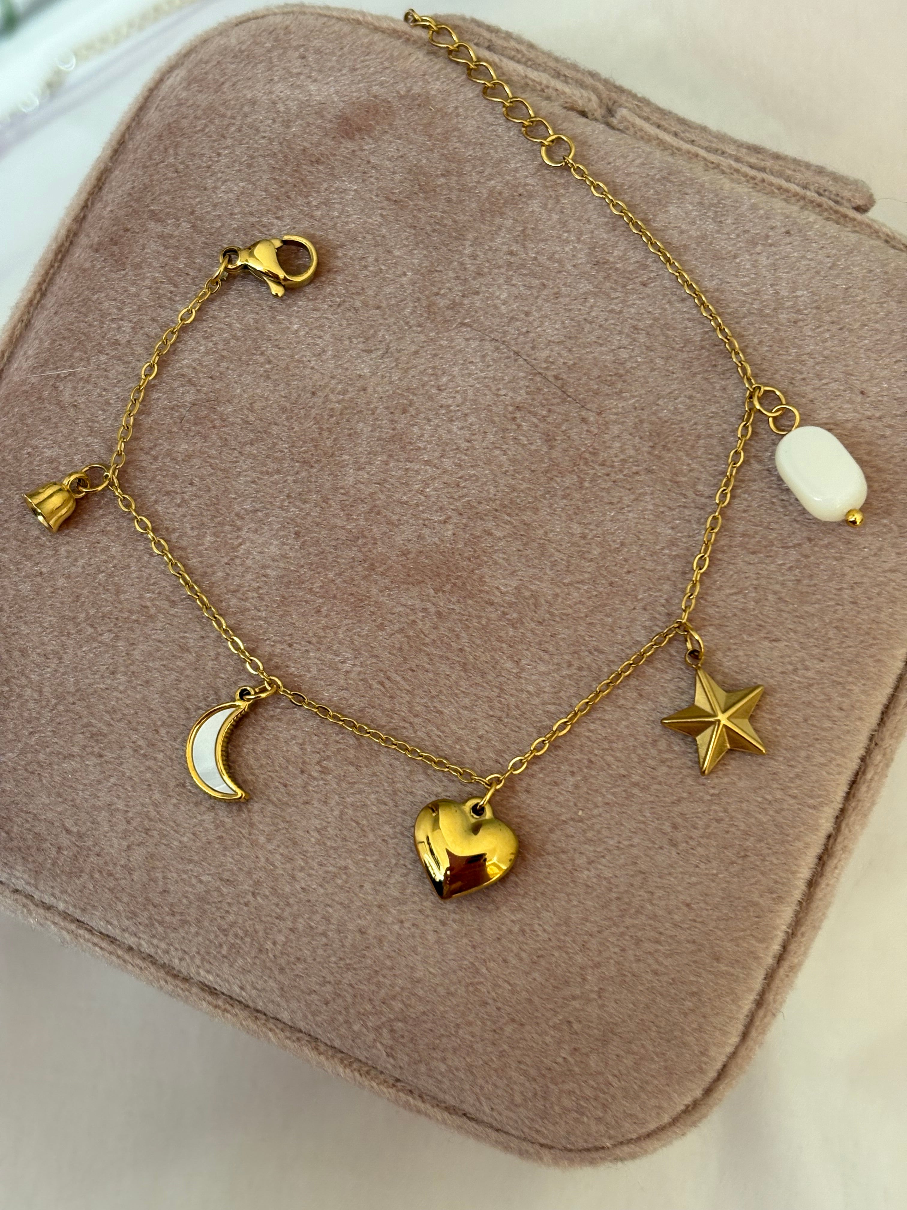 Charm bracelet