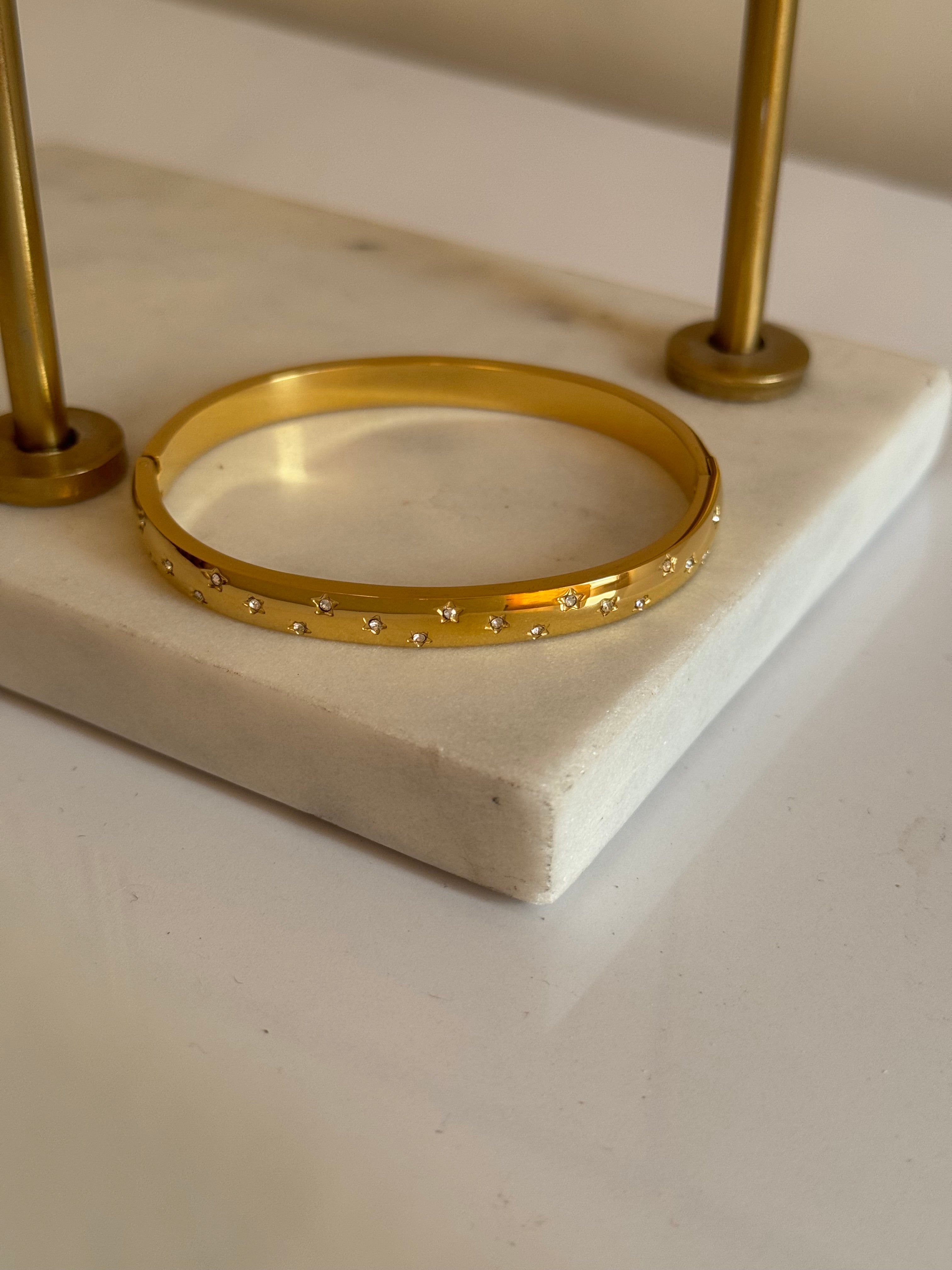 Spark bracelet