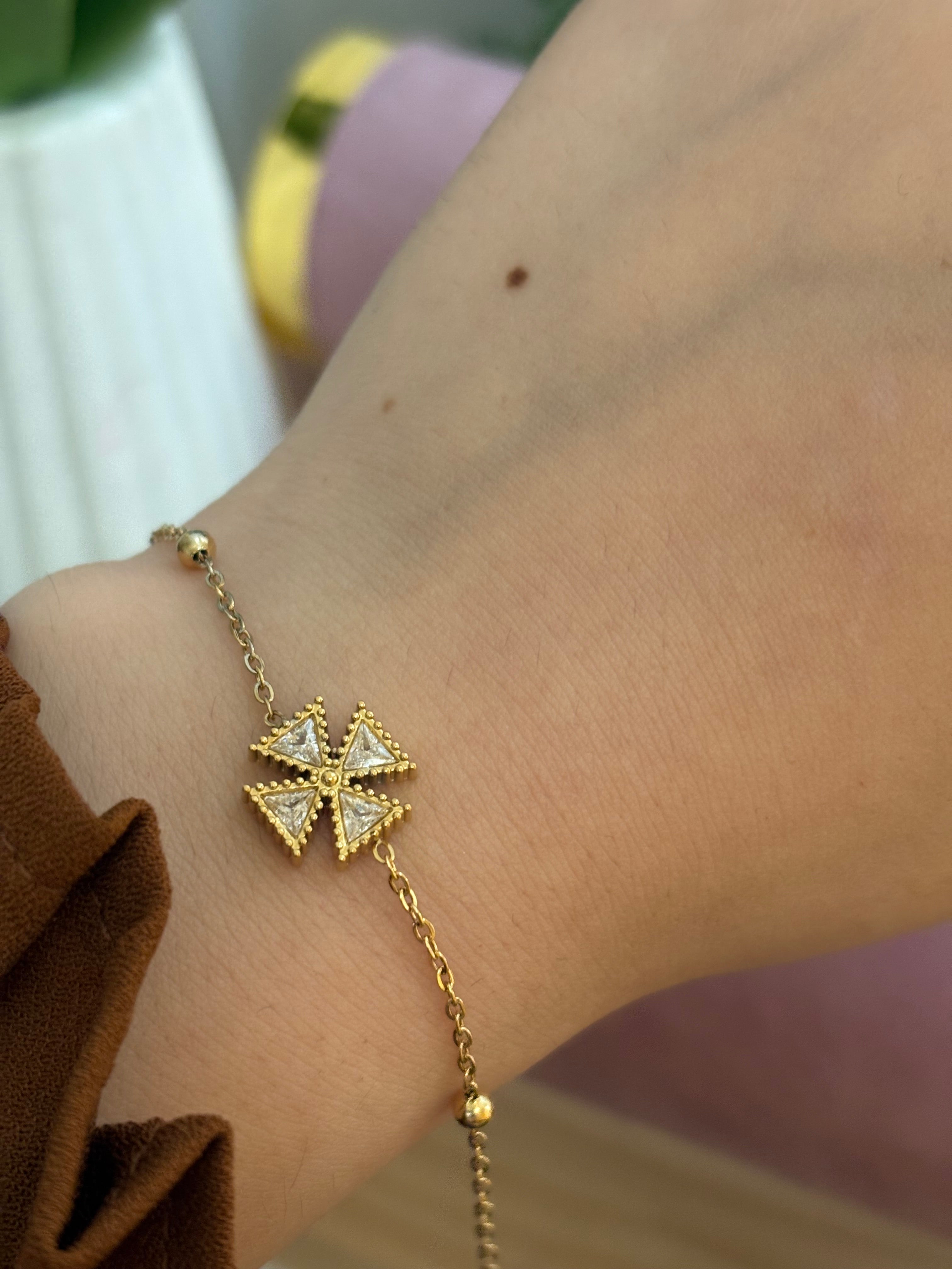 Axe bracelet