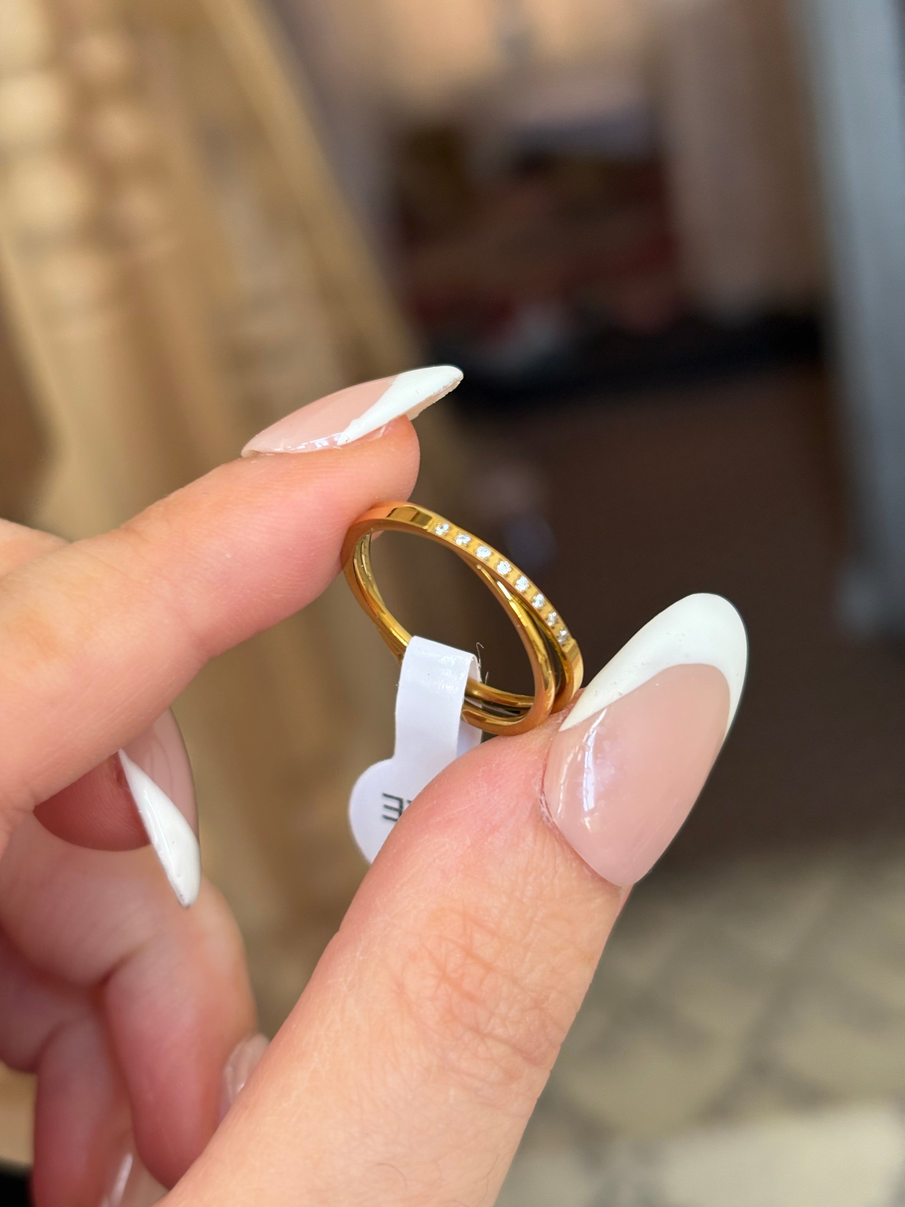 Gone ring