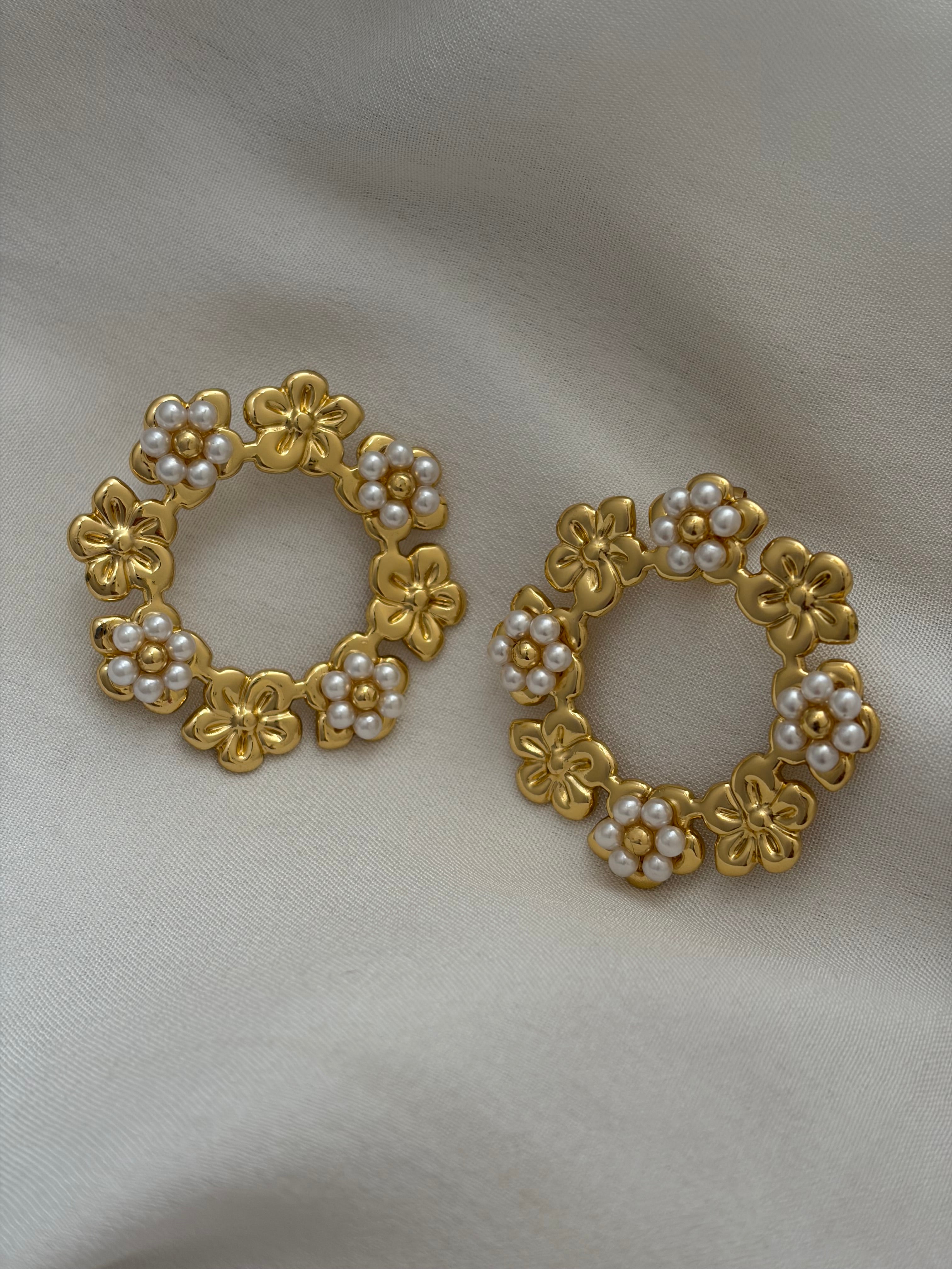 Flora earring