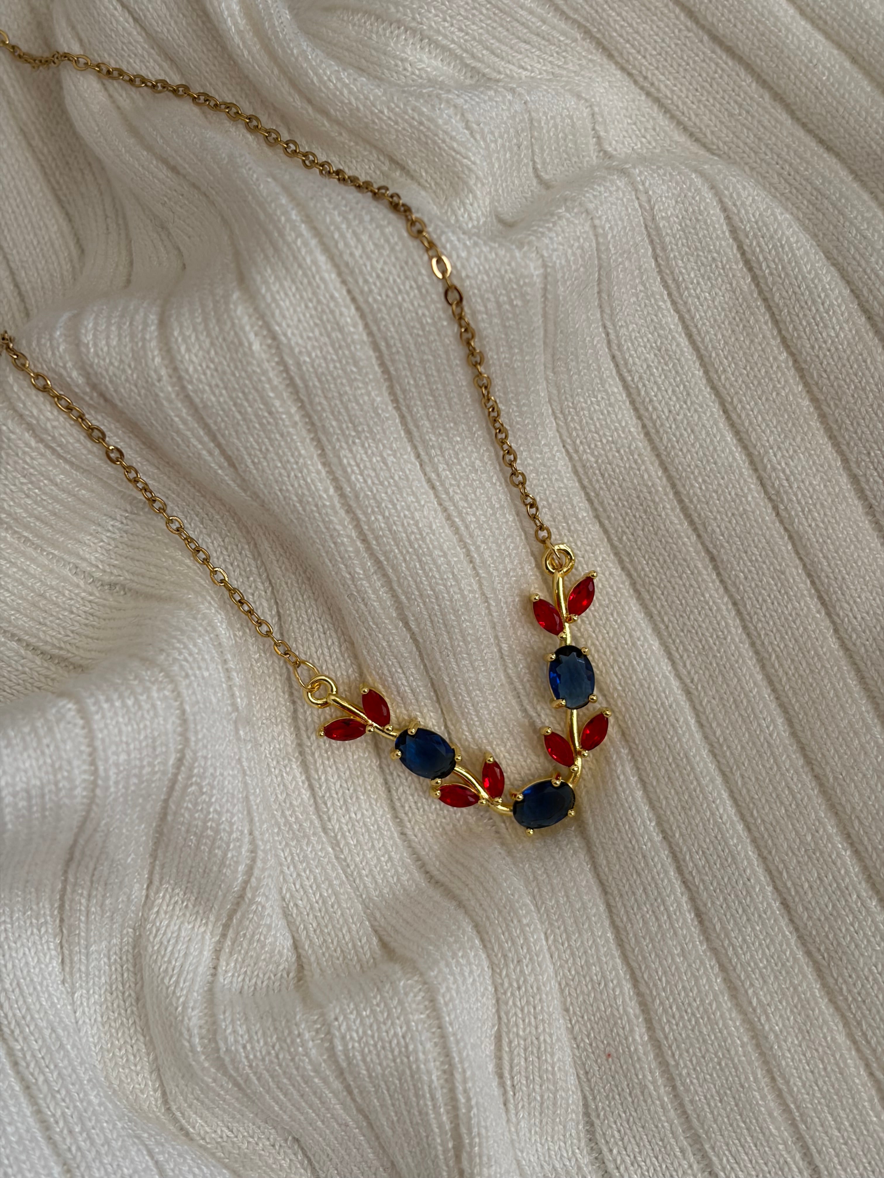 Tulip necklace