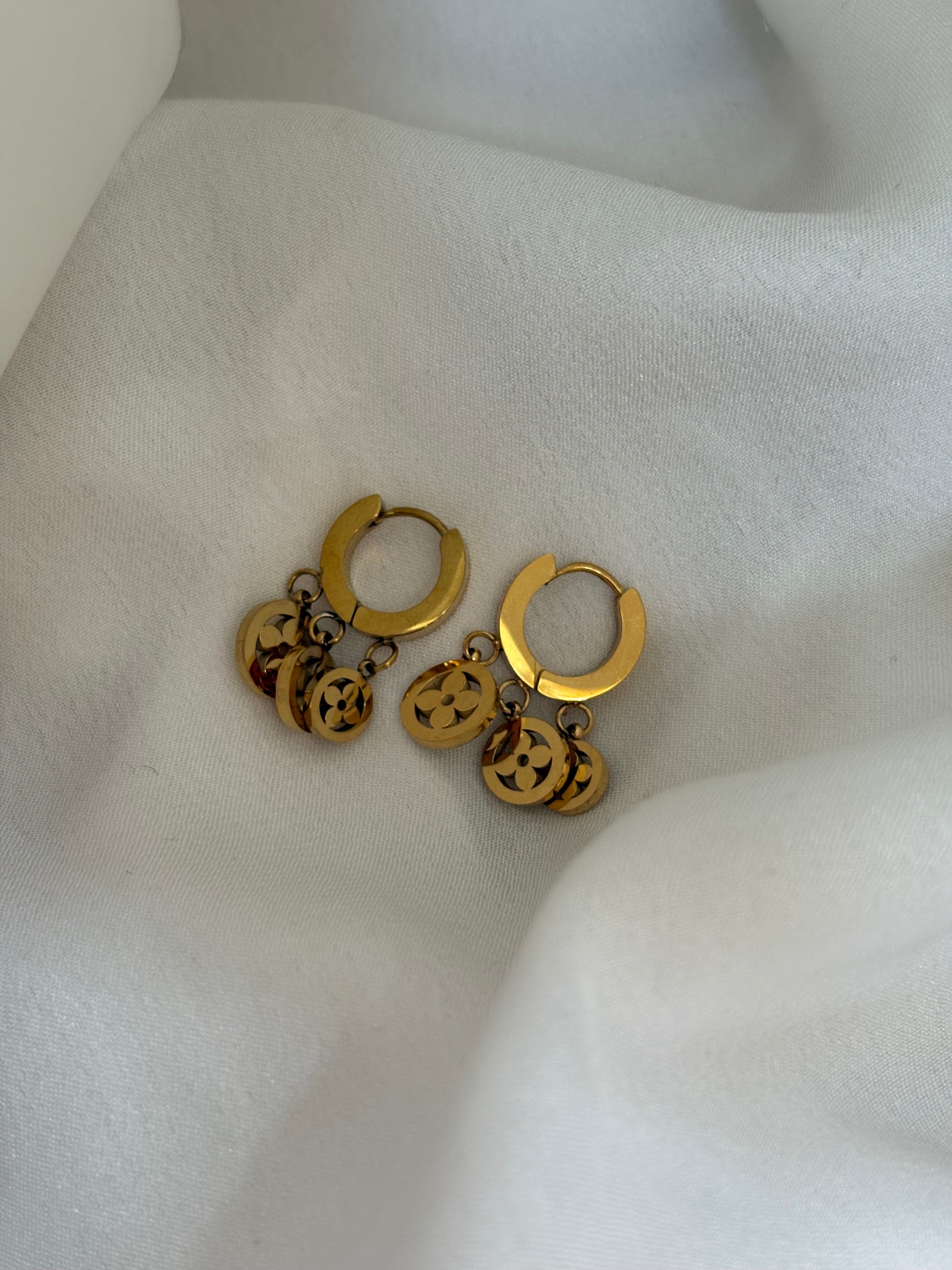Charm earring