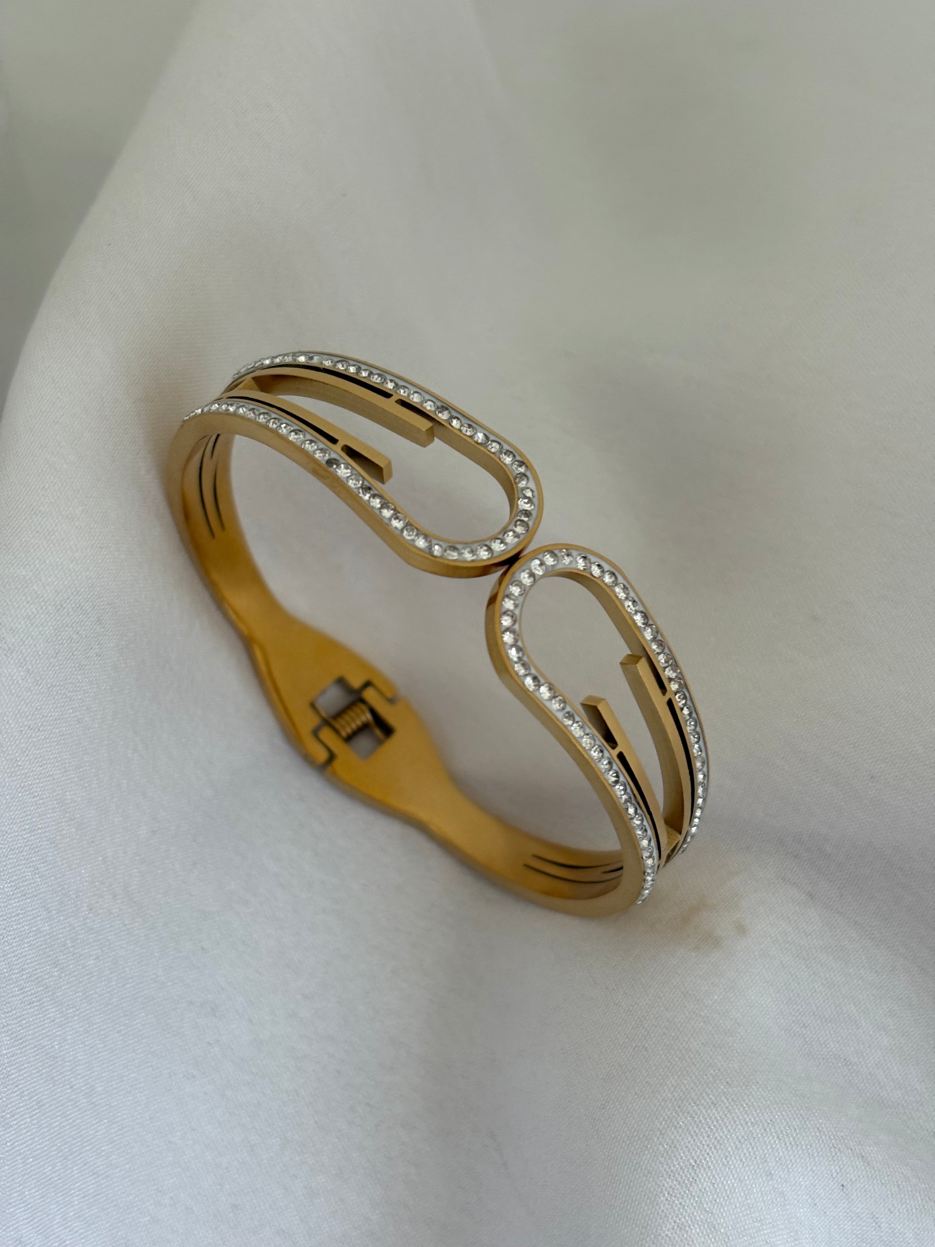 Chick bracelet (baby size)