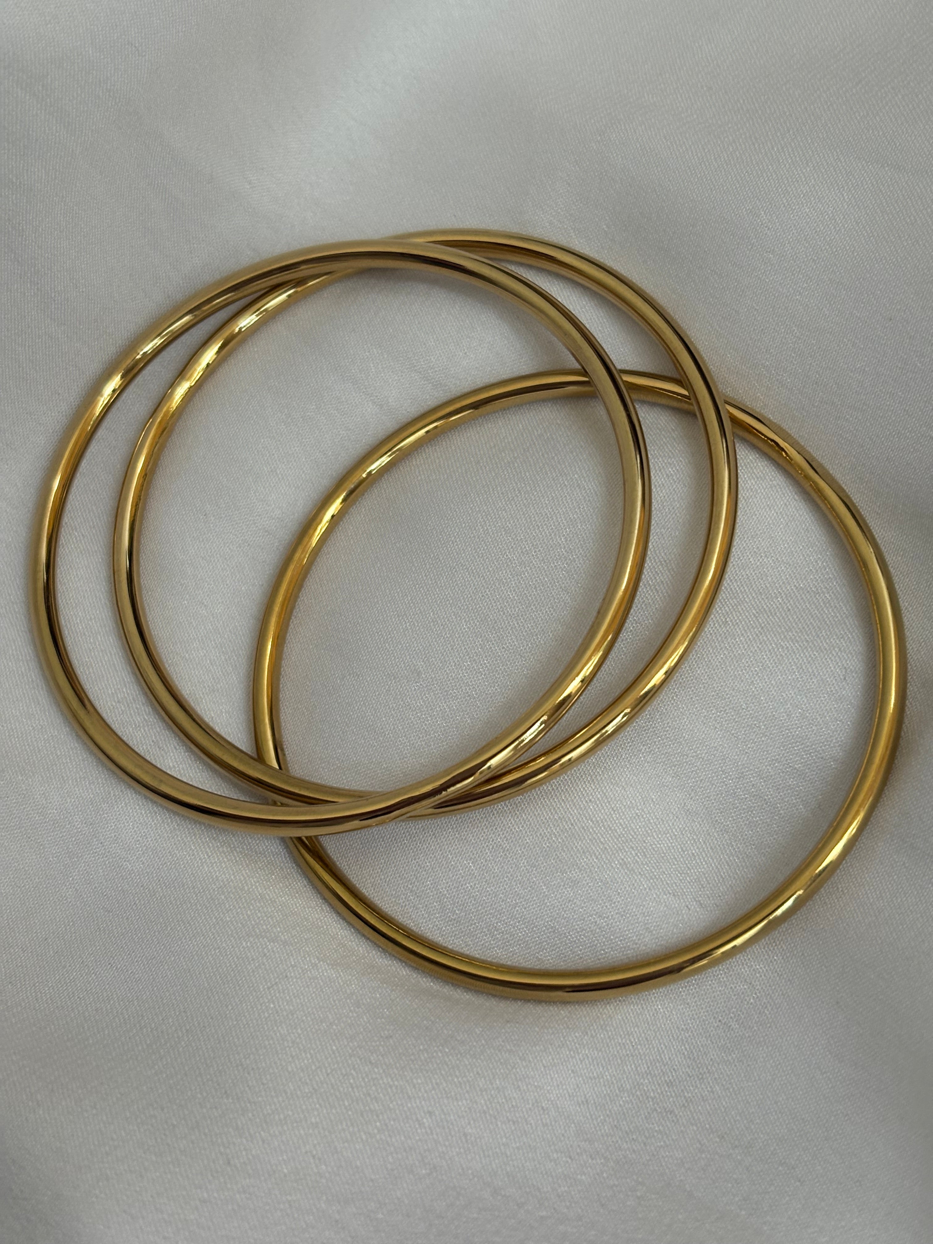 Circular bangles (set of 3)