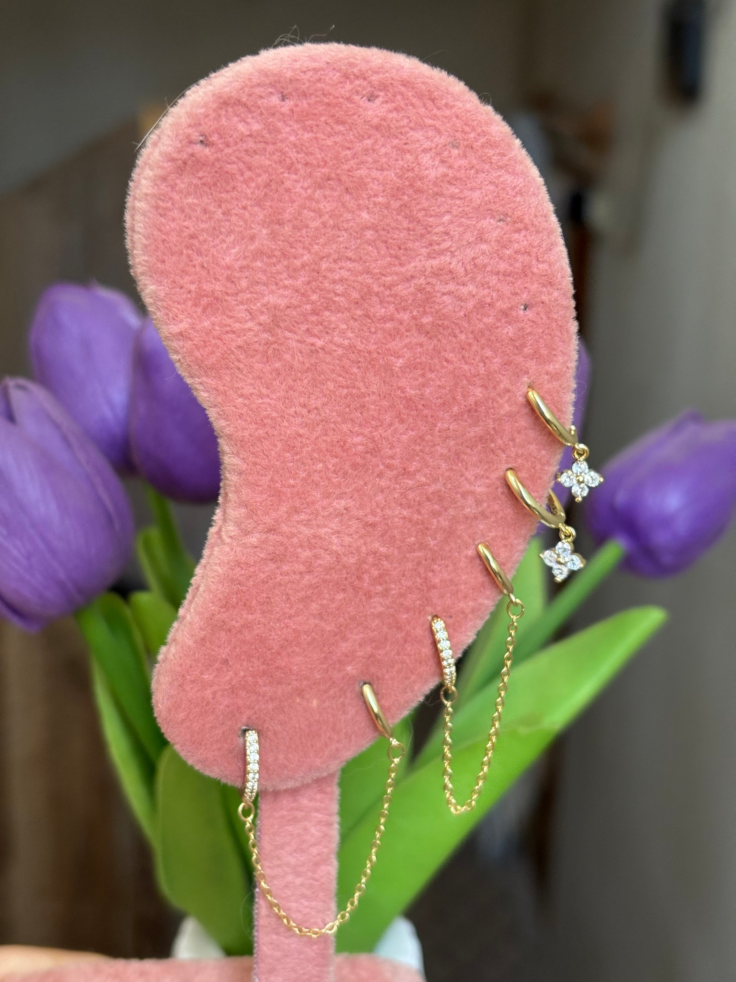 Chain ear set