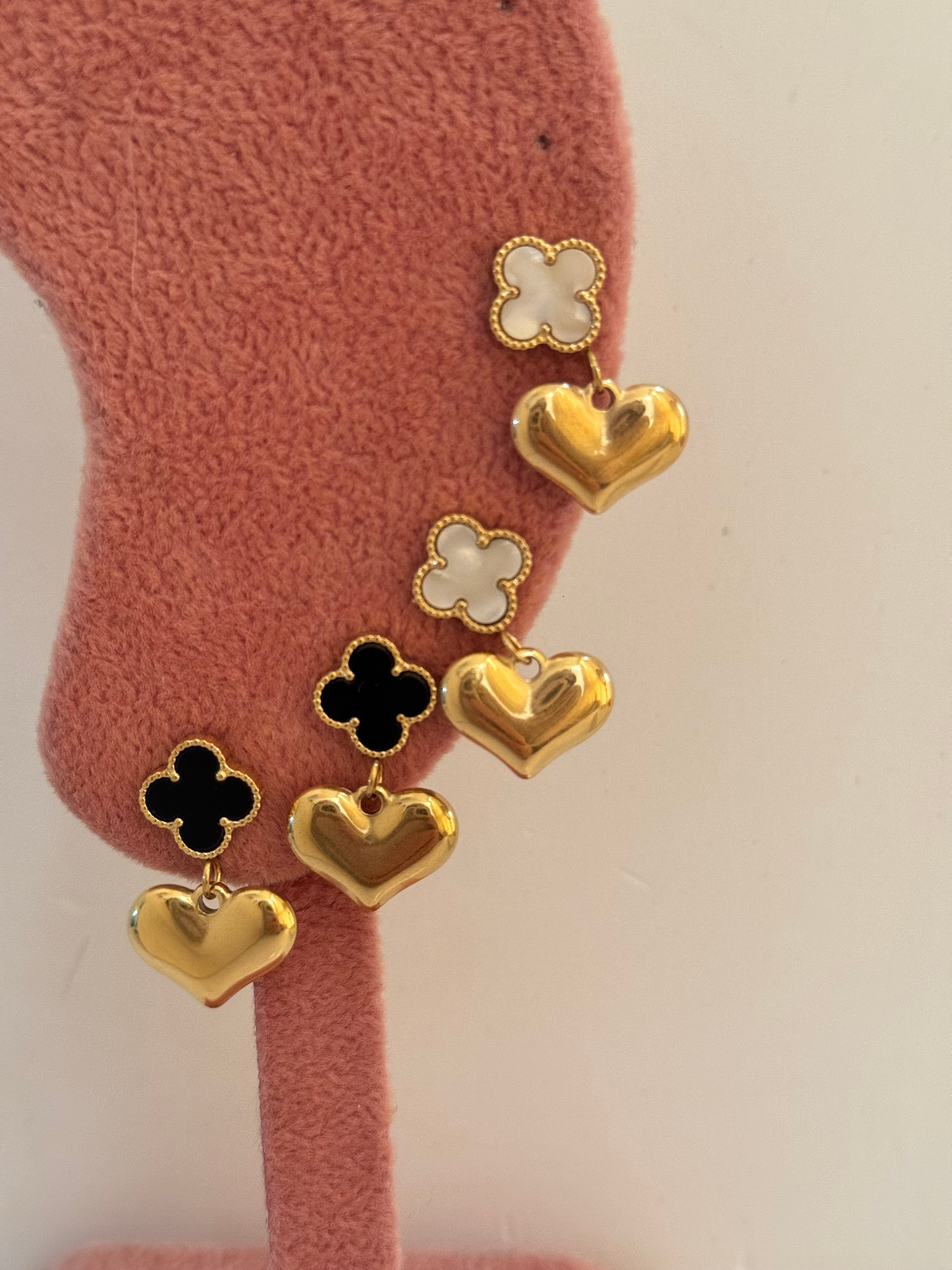 Clover heart earring