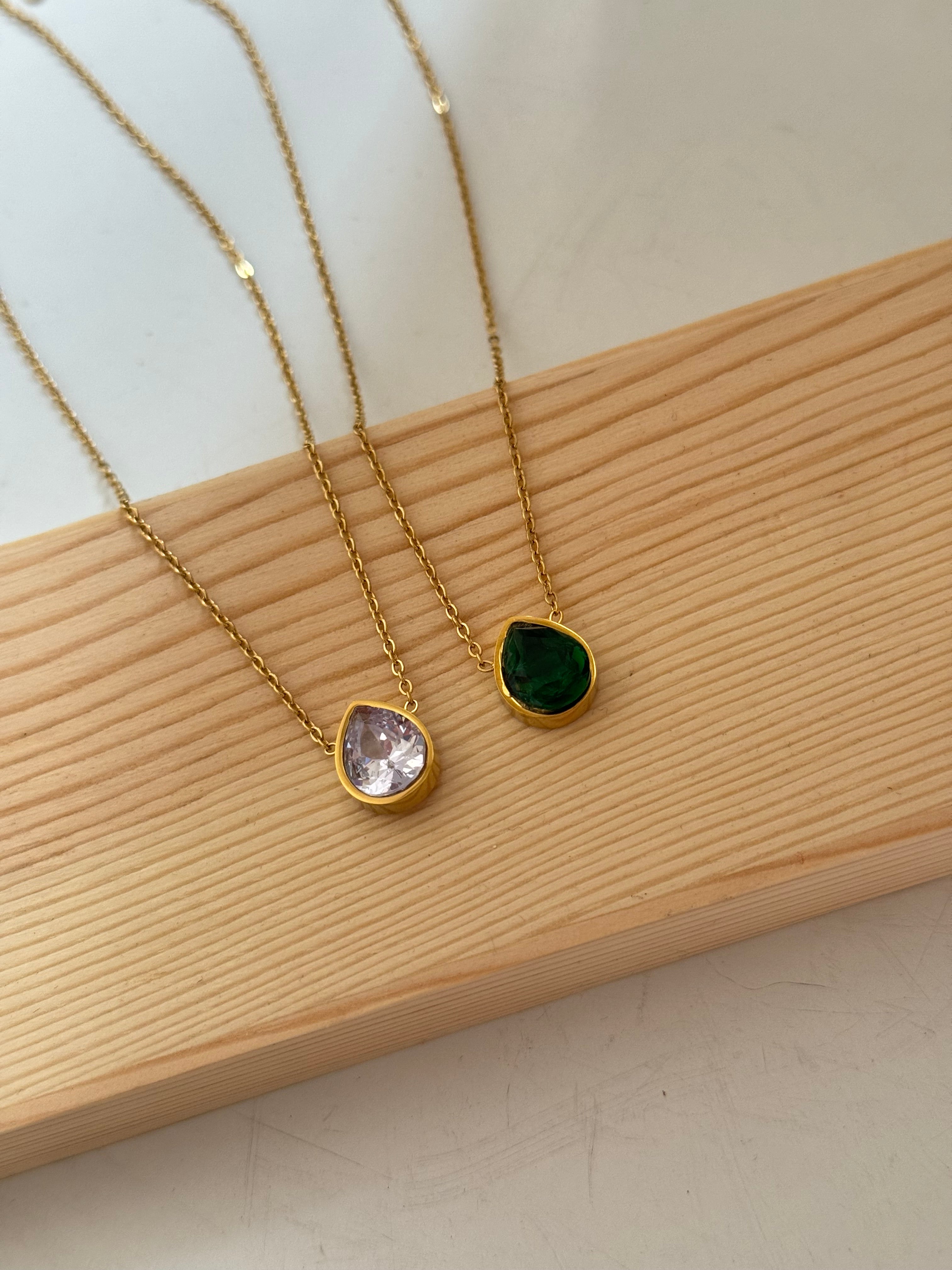 Teardrop necklace