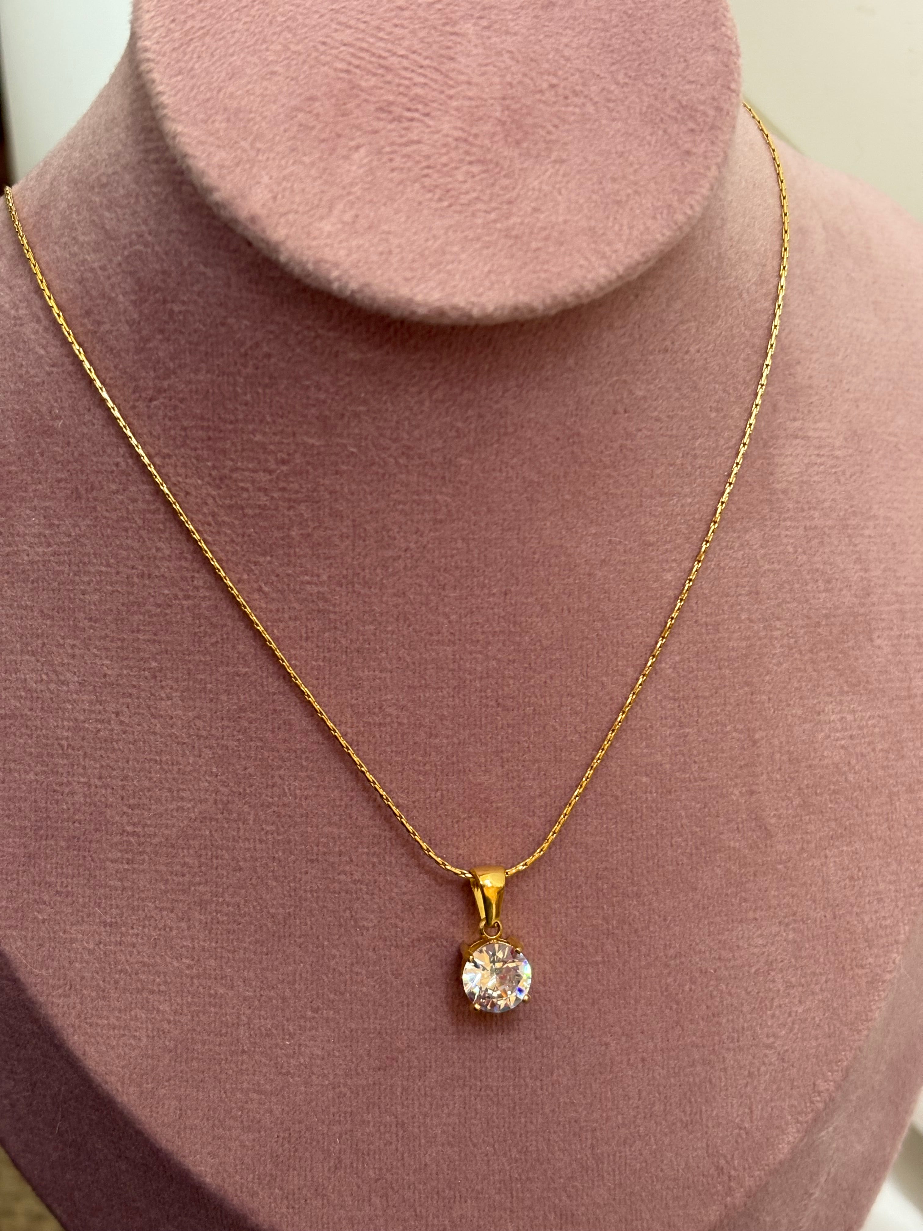 Circle necklace