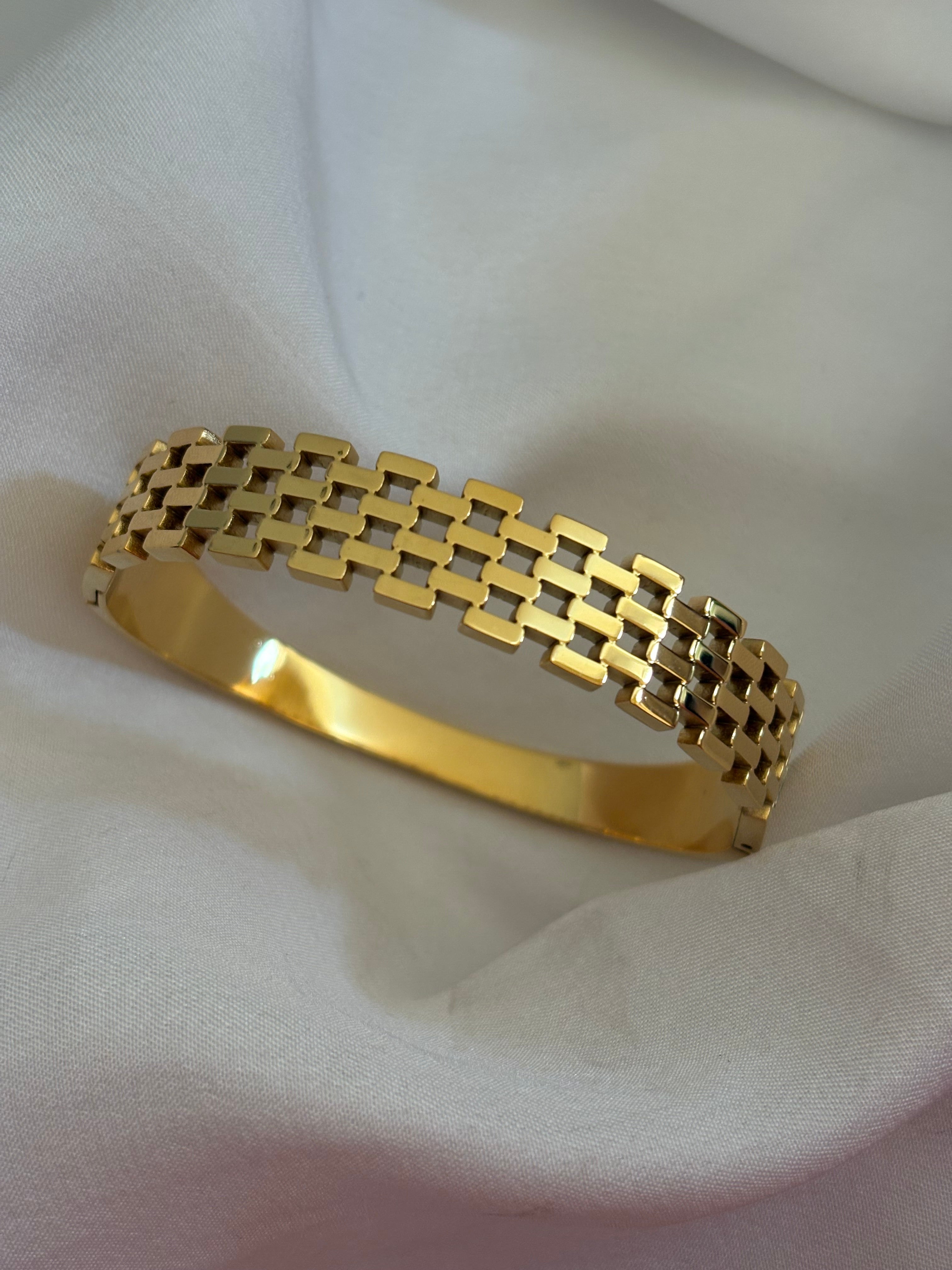 Maple bracelet