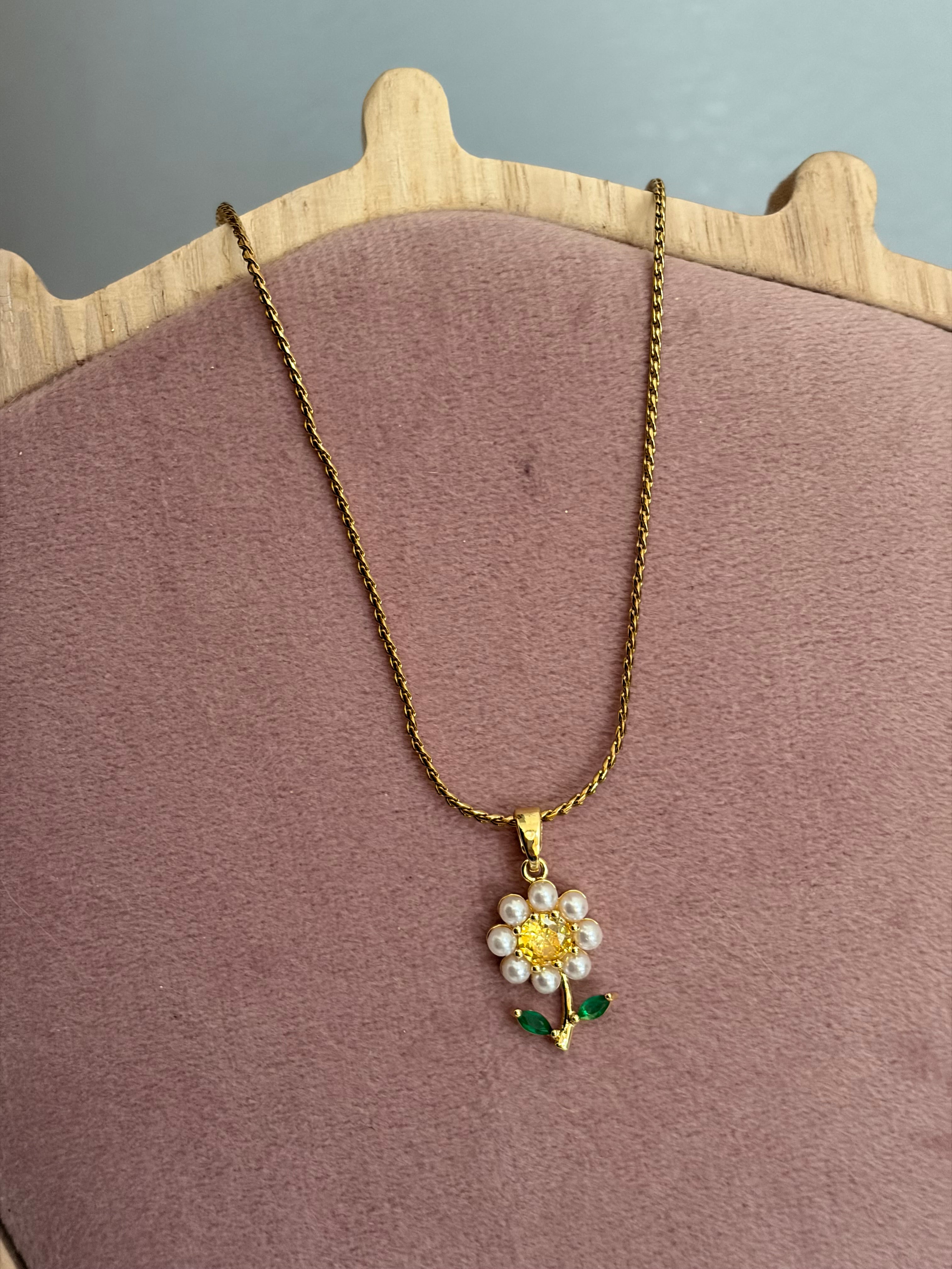 Sunflower necklace