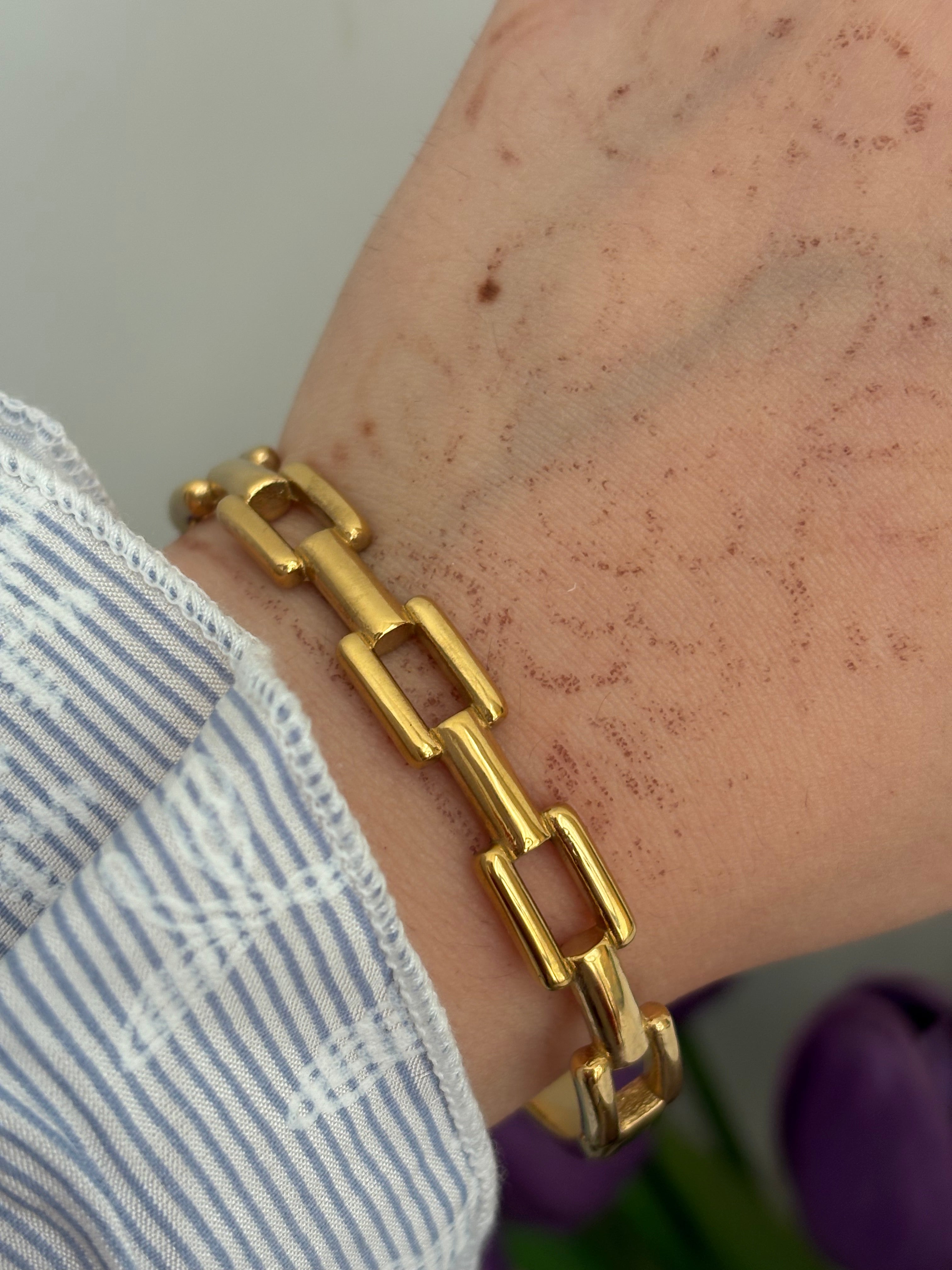 Link bracelet
