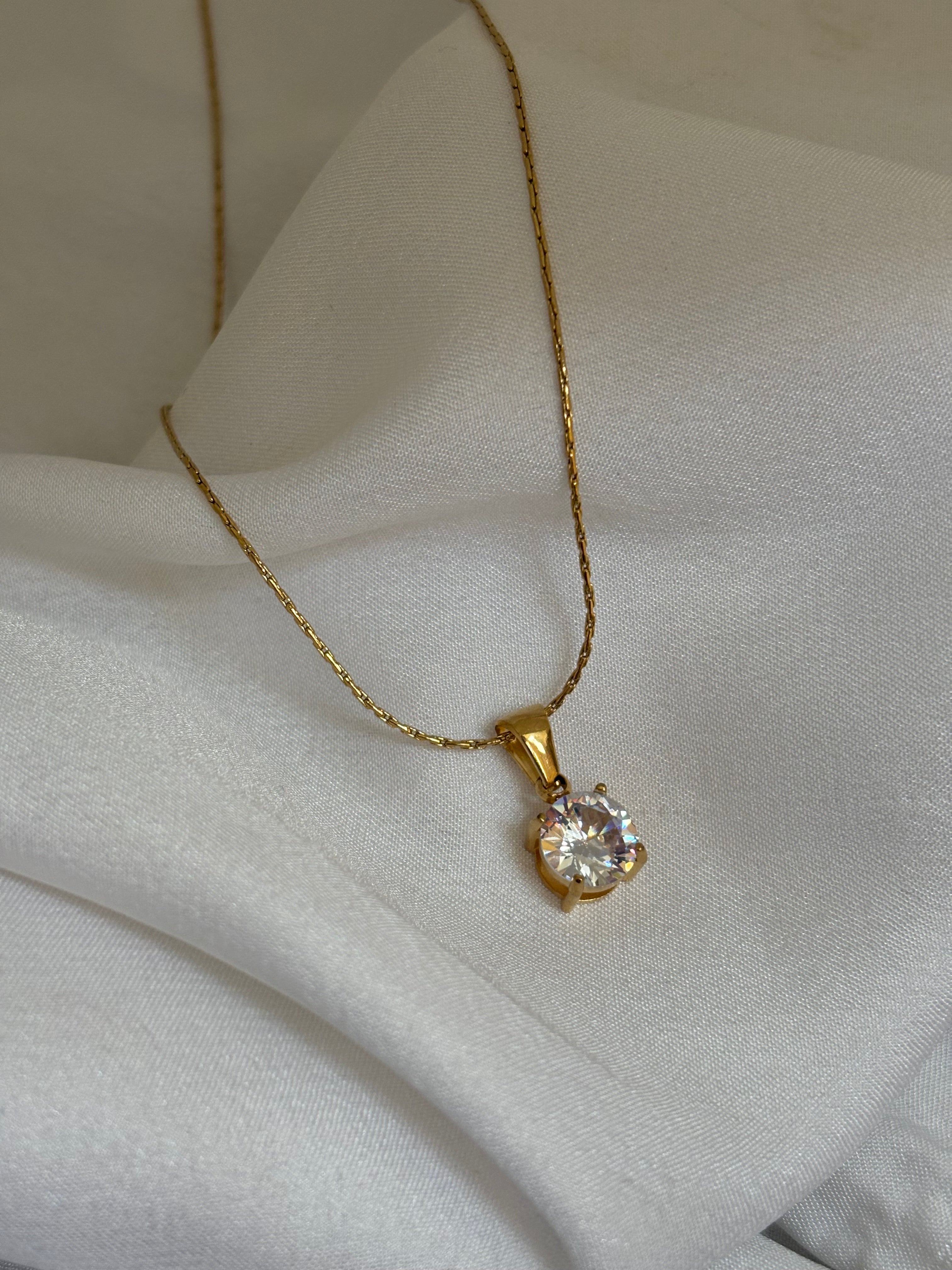 Circle necklace