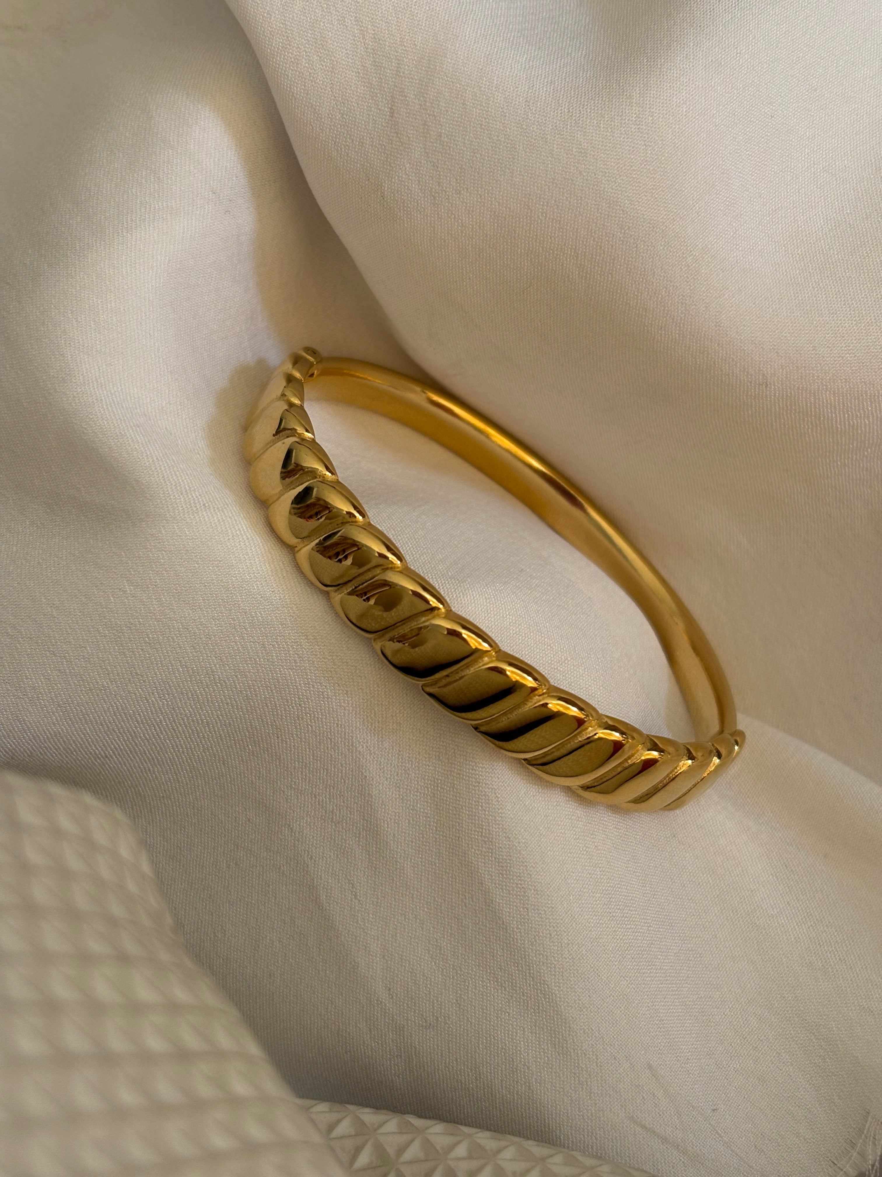 Mood bracelet