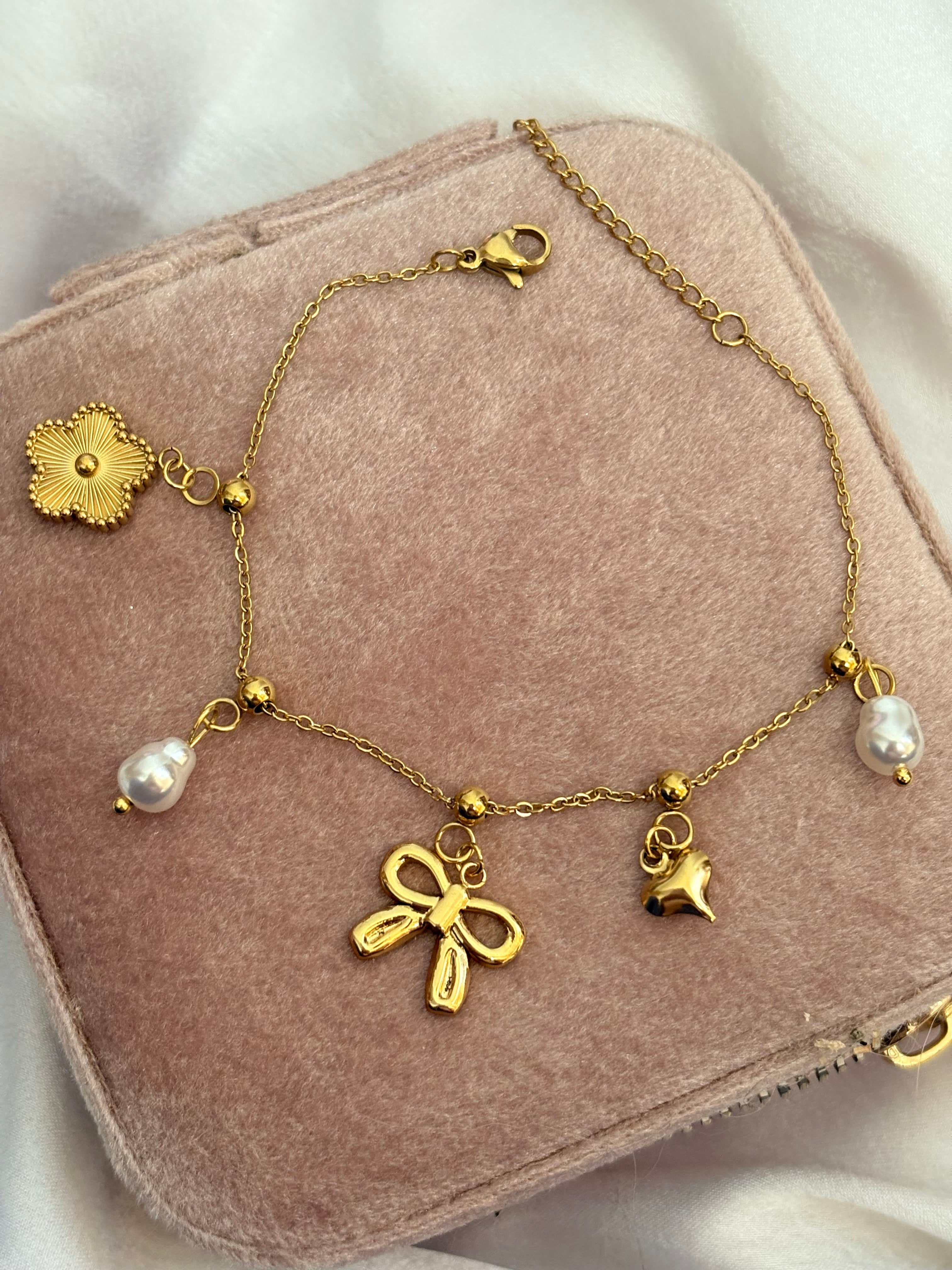 Pearl charm bracelet