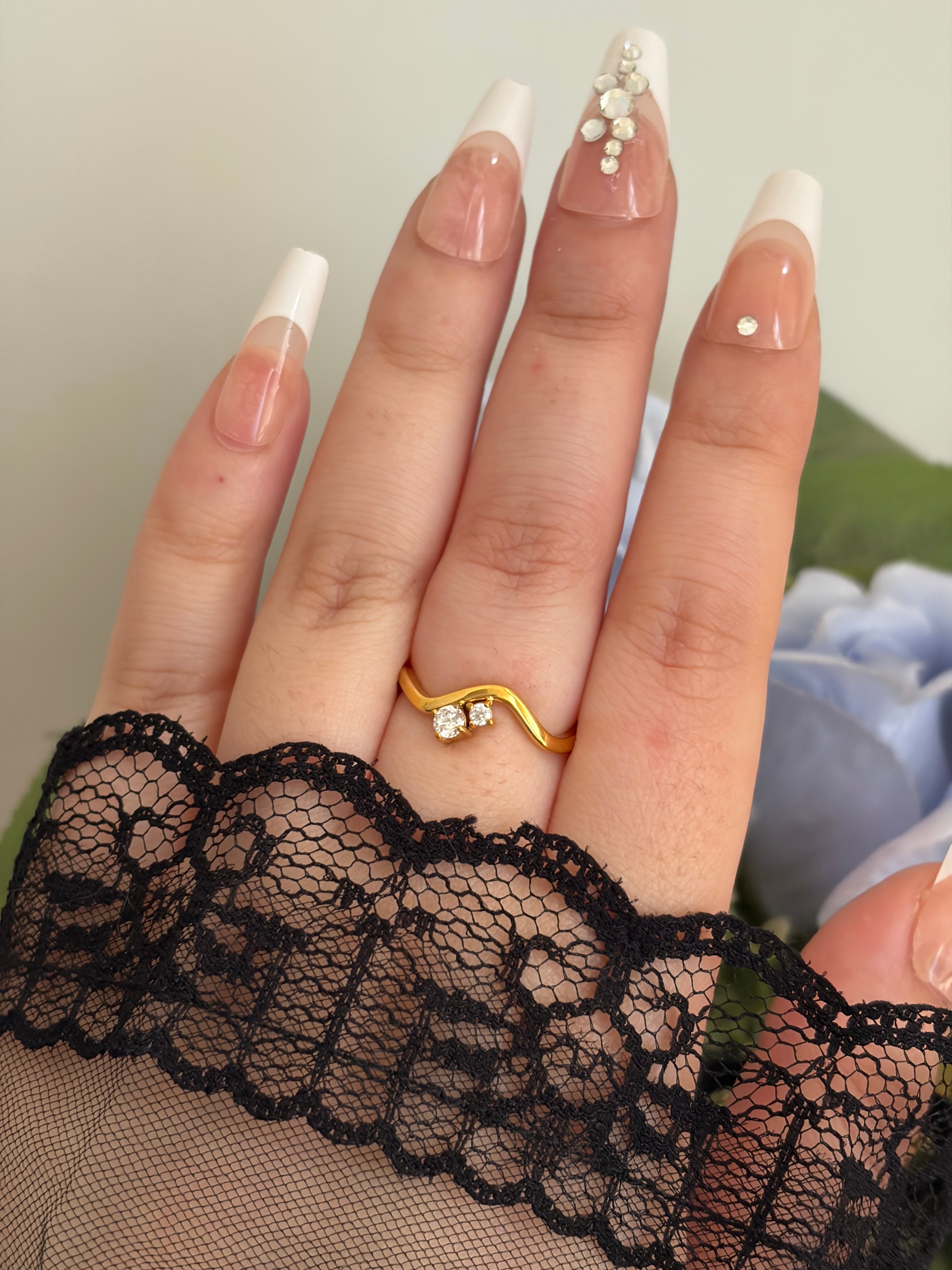 Delightful ring