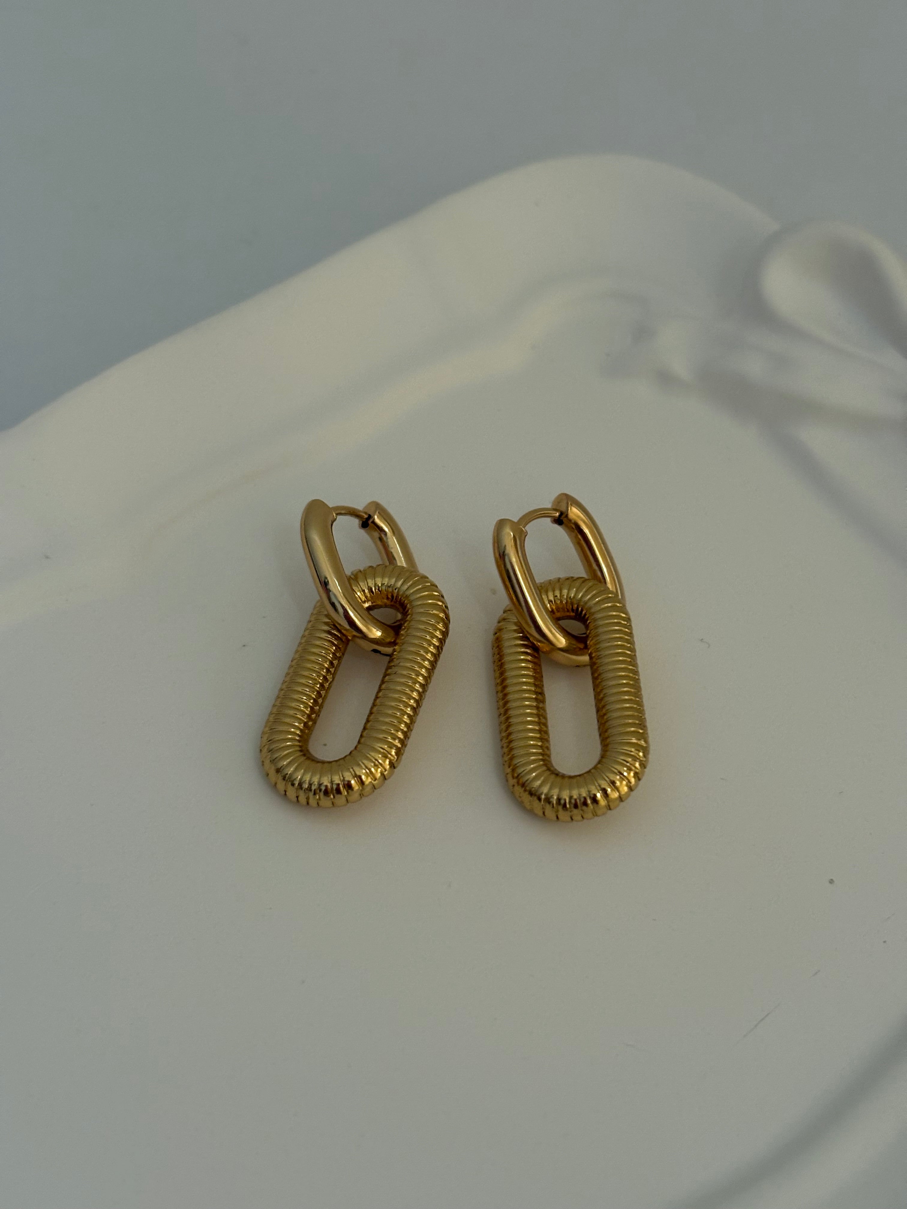 Estee earring